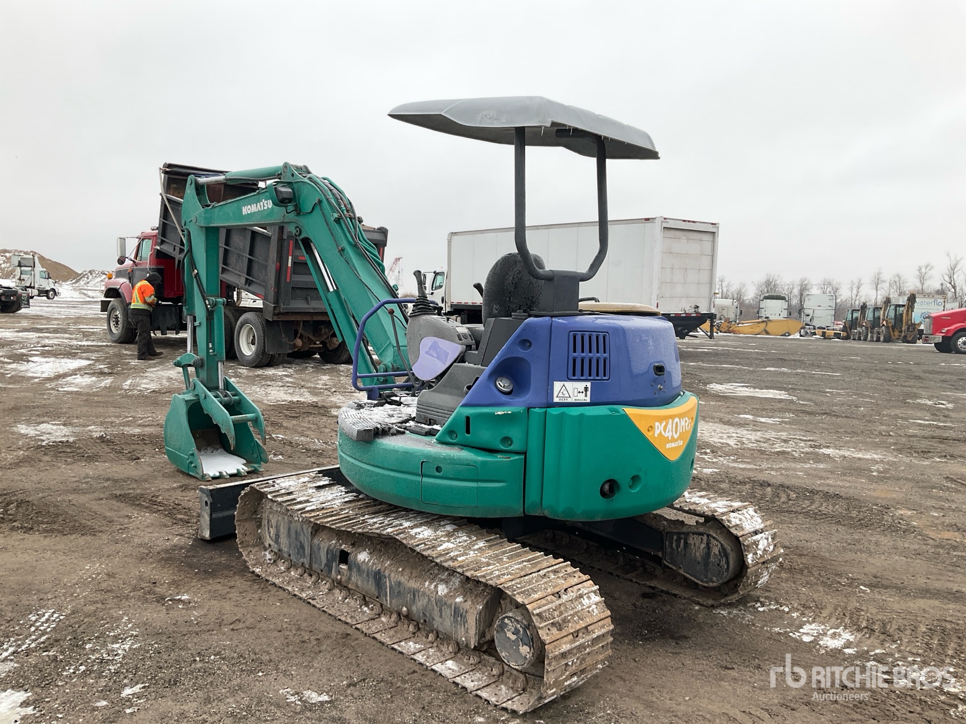 General Appearance with Picture, Left Rear Corner