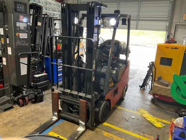 2011 Toyota 8FGCU20 Forklift 2011 Toyota 8FGCU20 Forklift