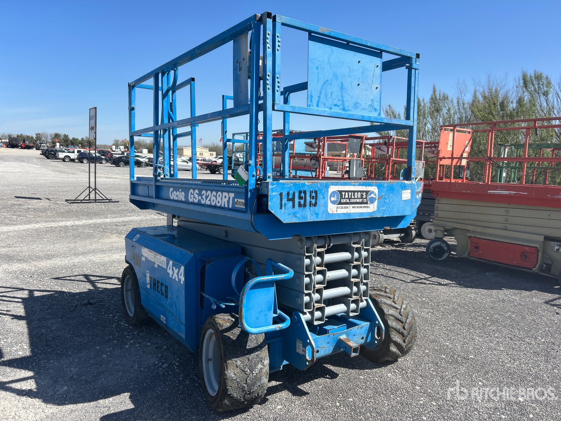 Aspect général with Image, coin avant droit