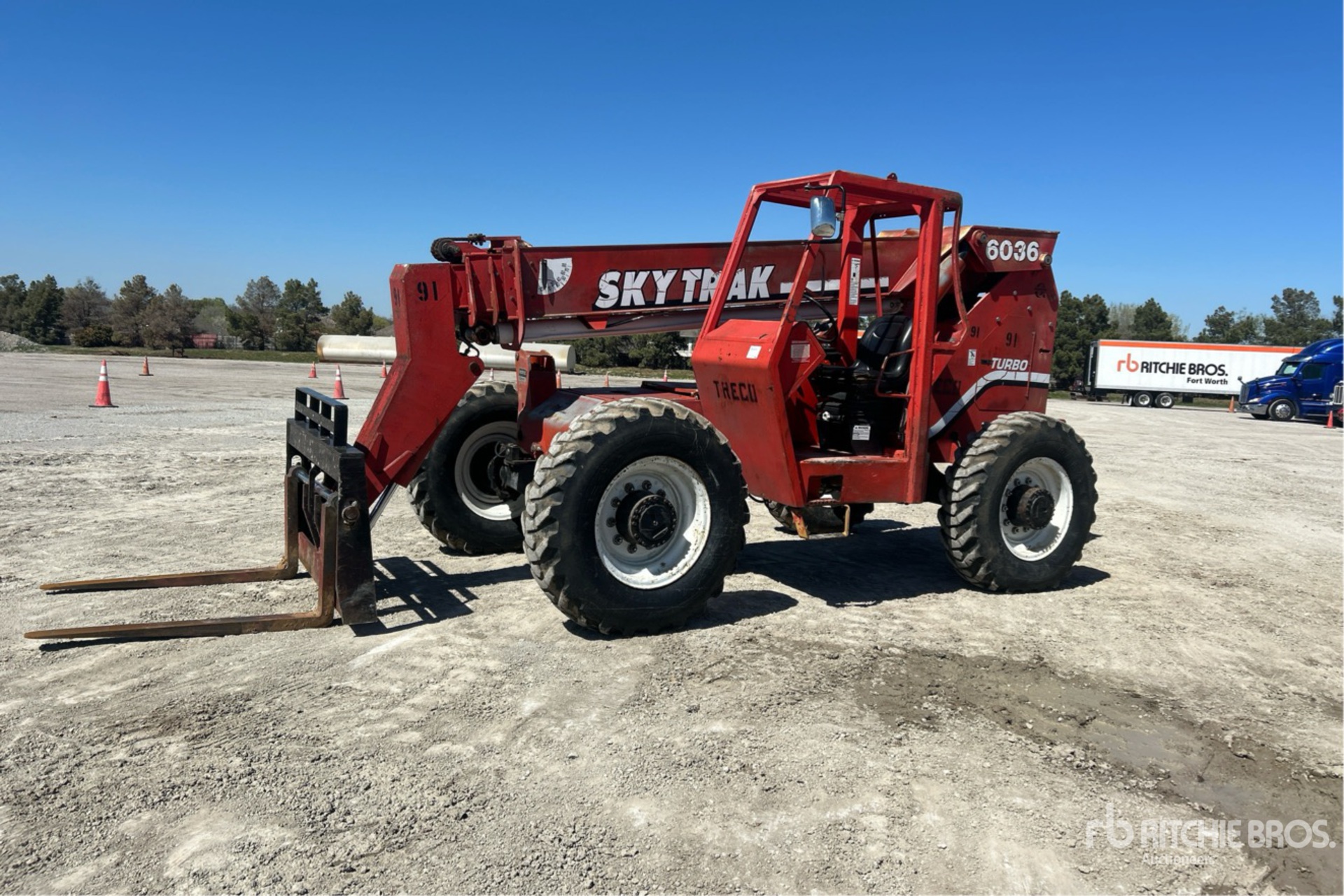 General Appearance with Picture, Left Front Corner