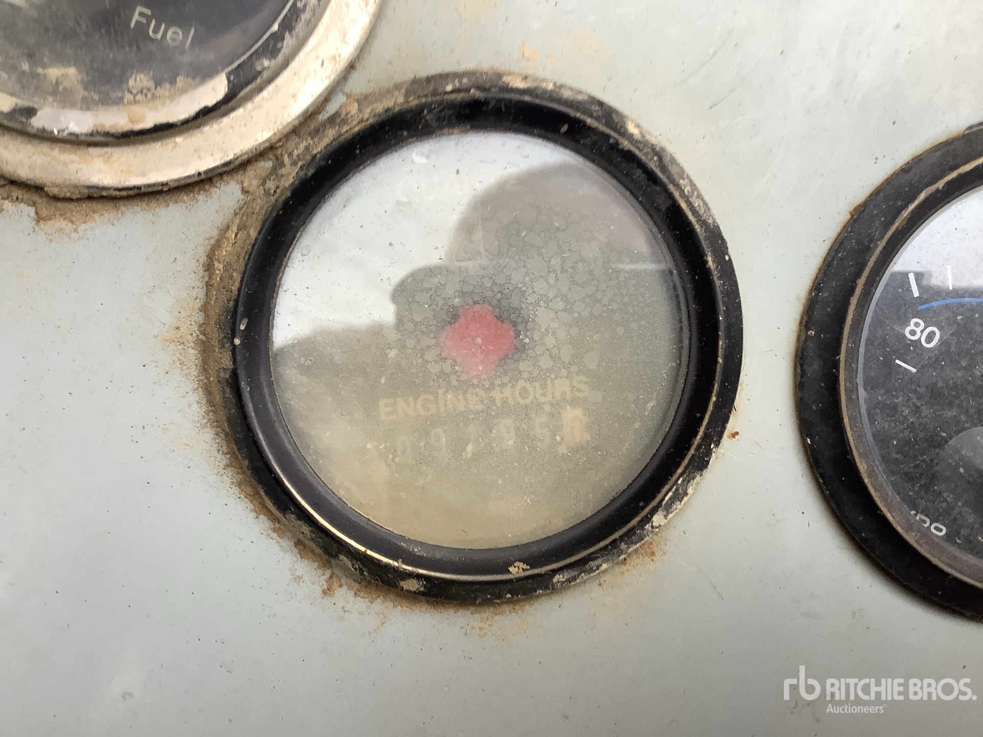 Aspect général with Compteur horaire / compteur kilométrique