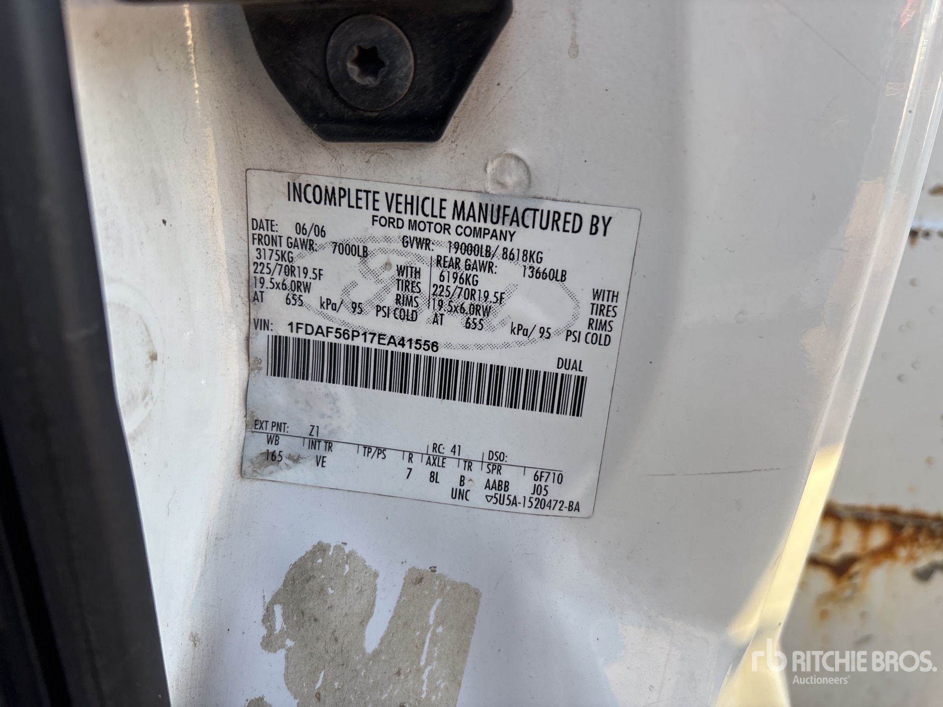 General Appearance with Numero seriale/numero d’identificazione del veicolo (VIN)