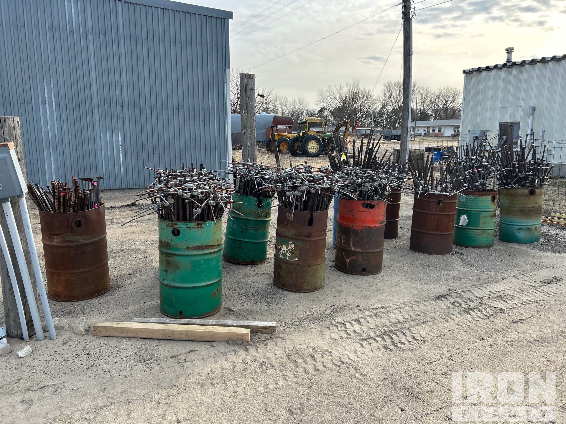 General Appearance with Featured Photo