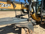 Hydraulics with Saddle Positioning Cylinder