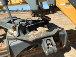 Hydraulics with Saddle Lock Pin