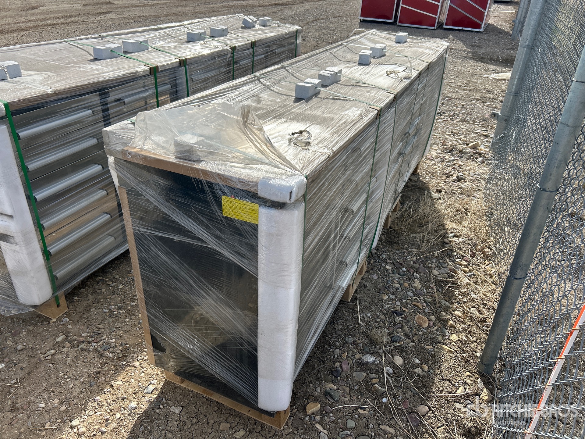 General Appearance with Bild, Ecke vorne rechts