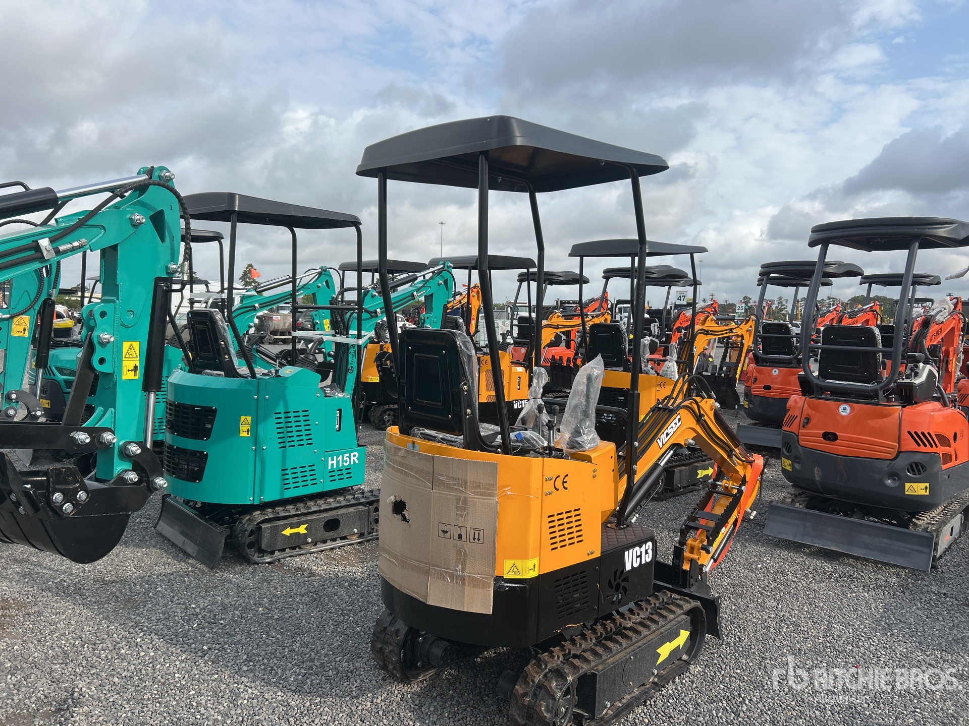 General Appearance with Picture, Right Rear Corner