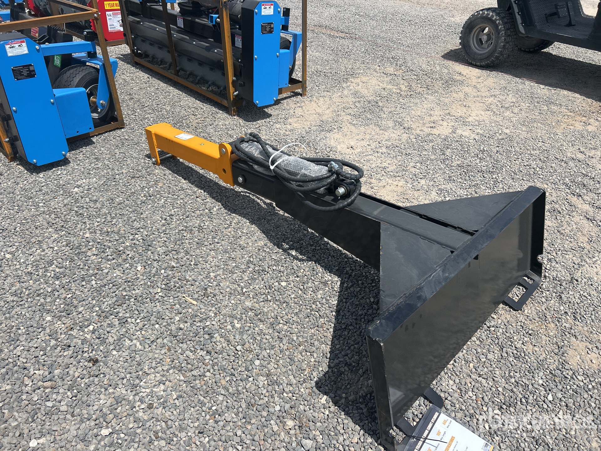 General Appearance with Picture, Left Rear Corner