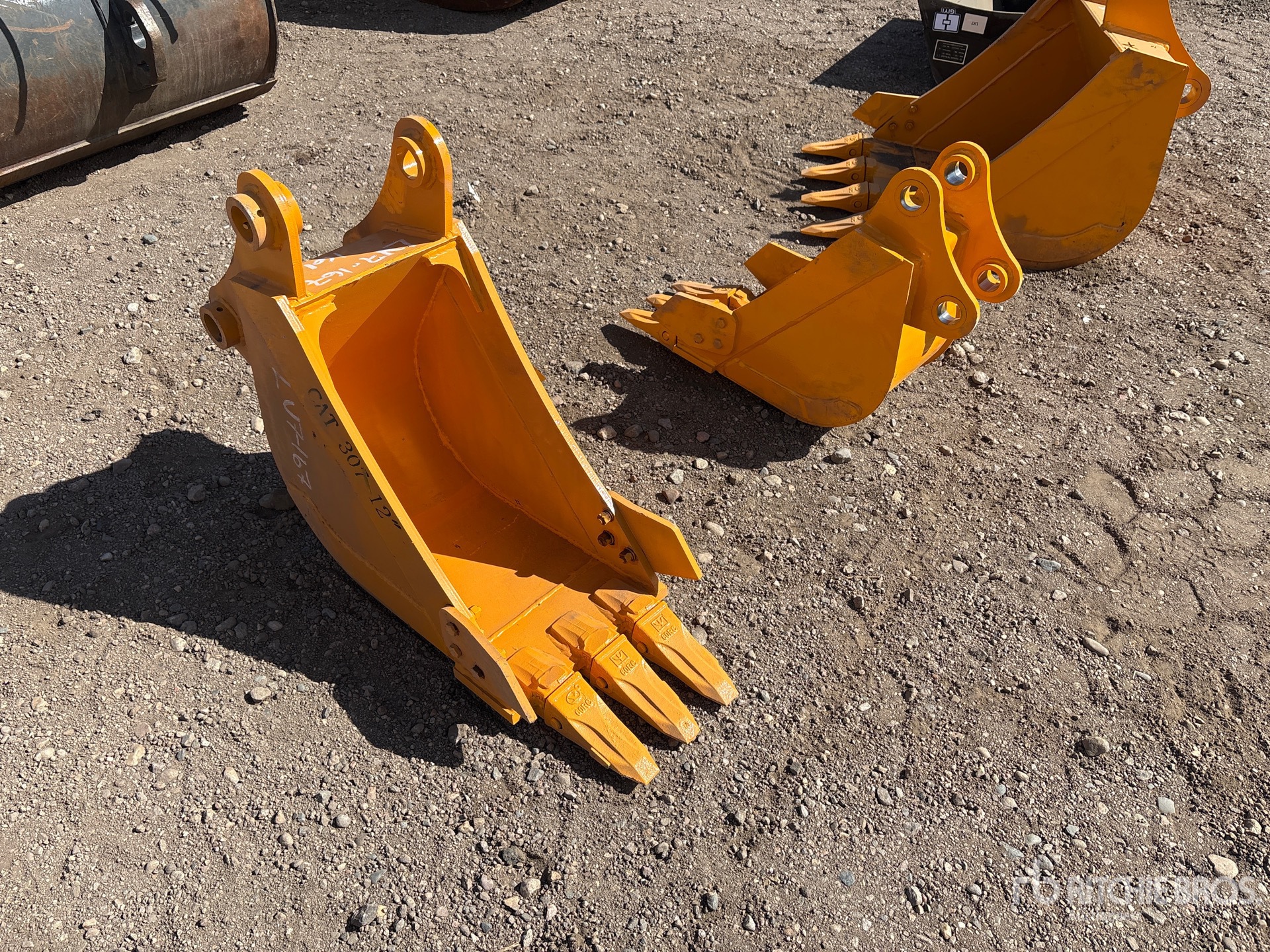 General Appearance with Foto, angolo anteriore destro