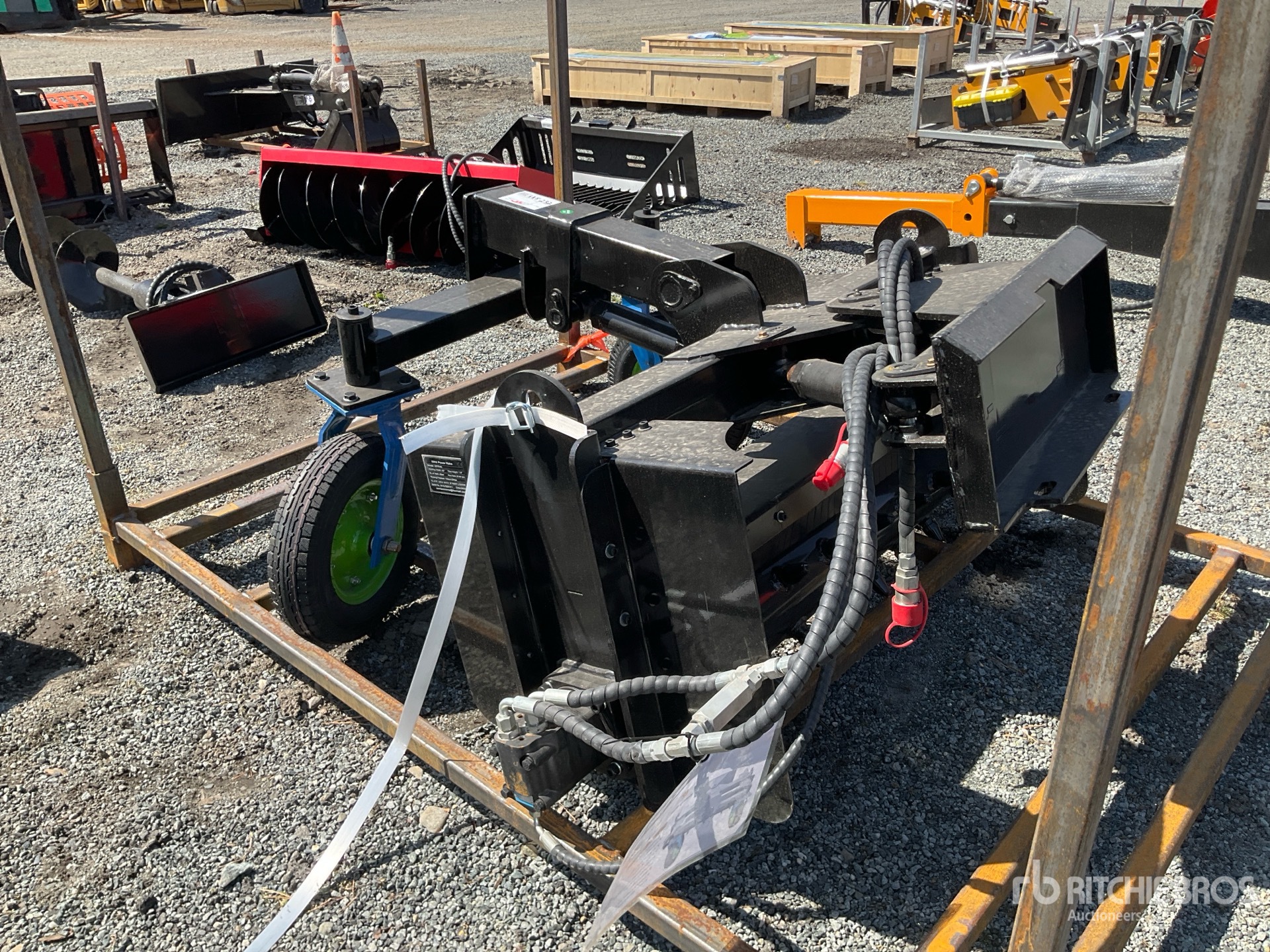 General Appearance with Foto, angolo posteriore sinistro