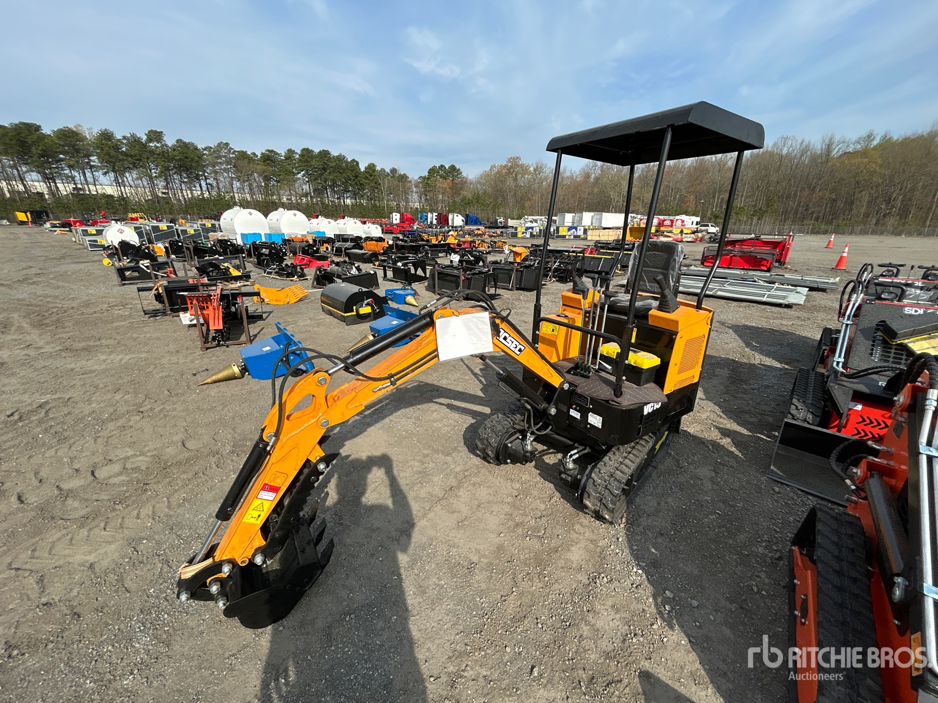 General Appearance with Bild, Ecke vorne links