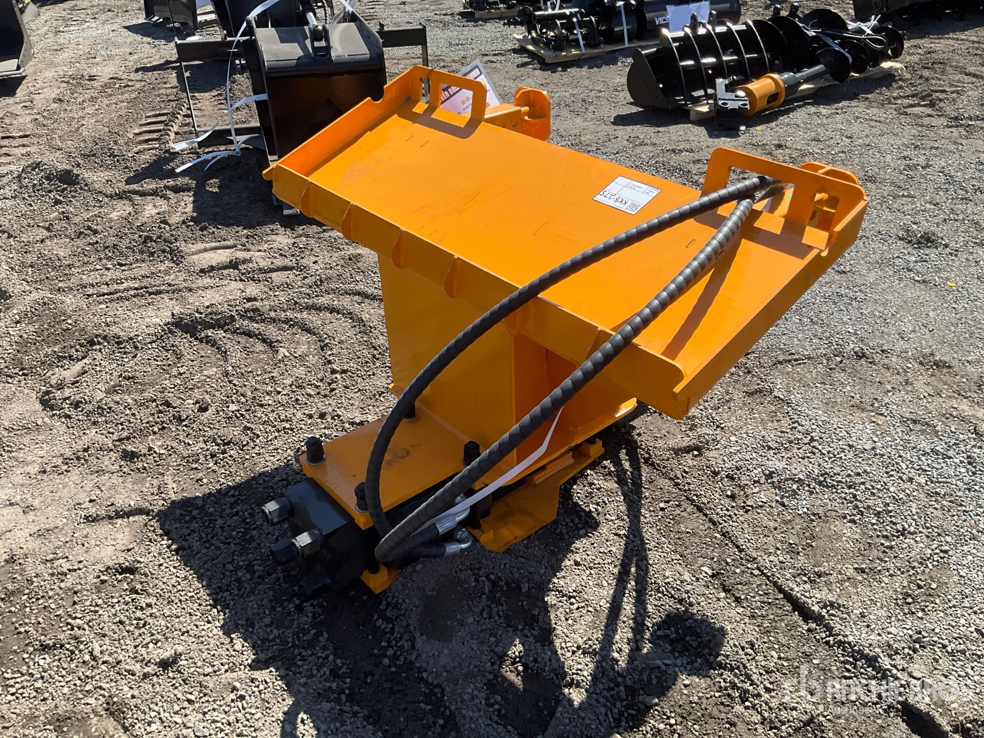 General Appearance with Bild, Ecke hinten rechts