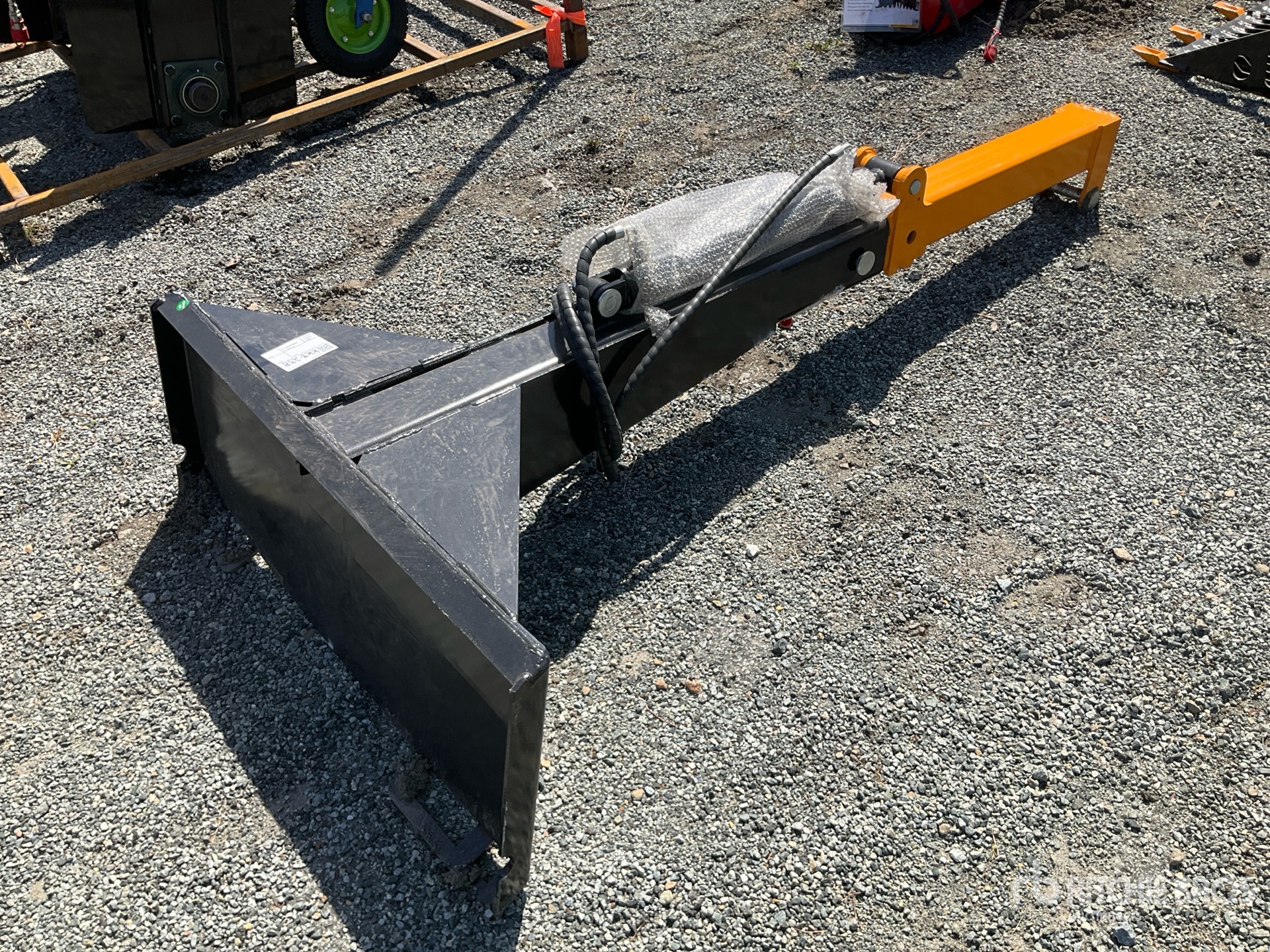 General Appearance with Foto, angolo anteriore sinistro