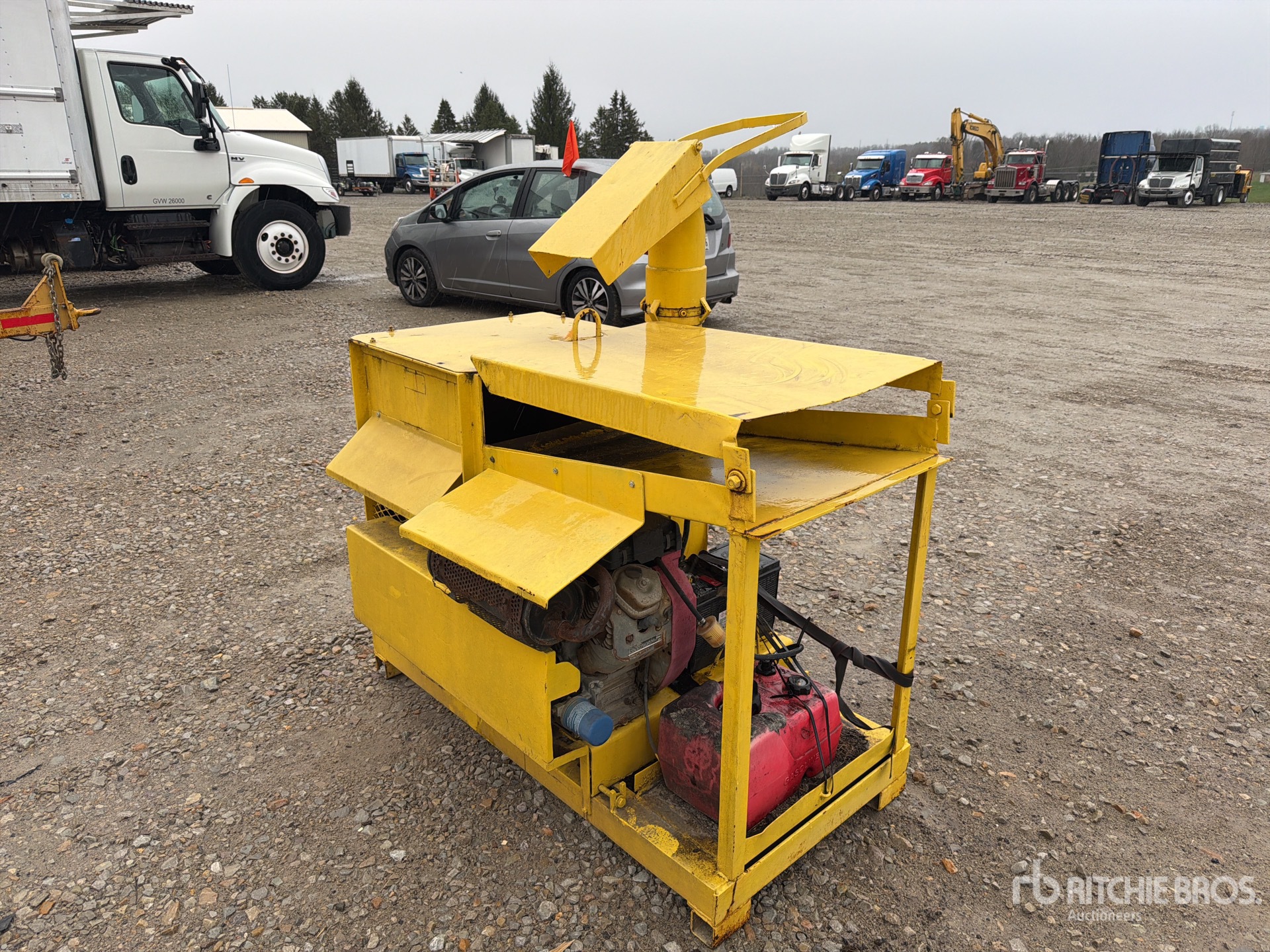 General Appearance with Bild, Ecke hinten rechts