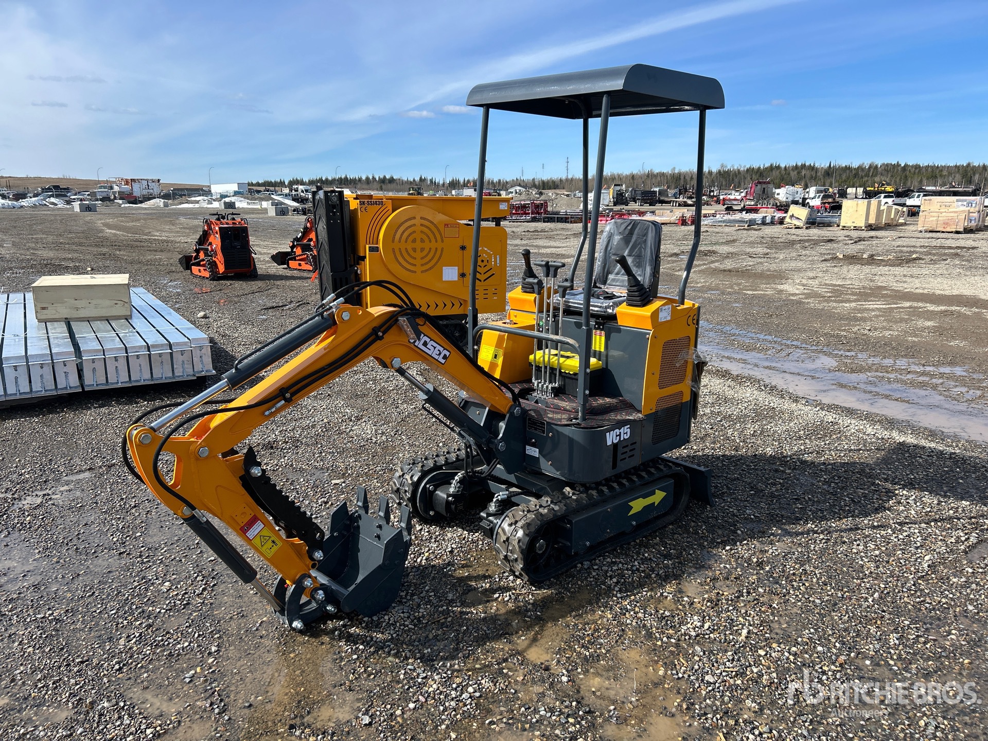 General Appearance with Picture, Left Front Corner