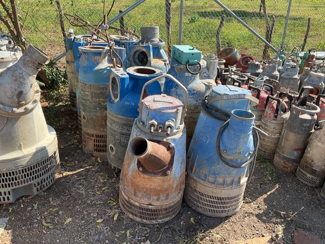 Quantity of (12) Flygt Electric Submersible Water Pump (Inoperable) Quantity of (12) Flygt Electric Submersible Water Pump (Inoperable)