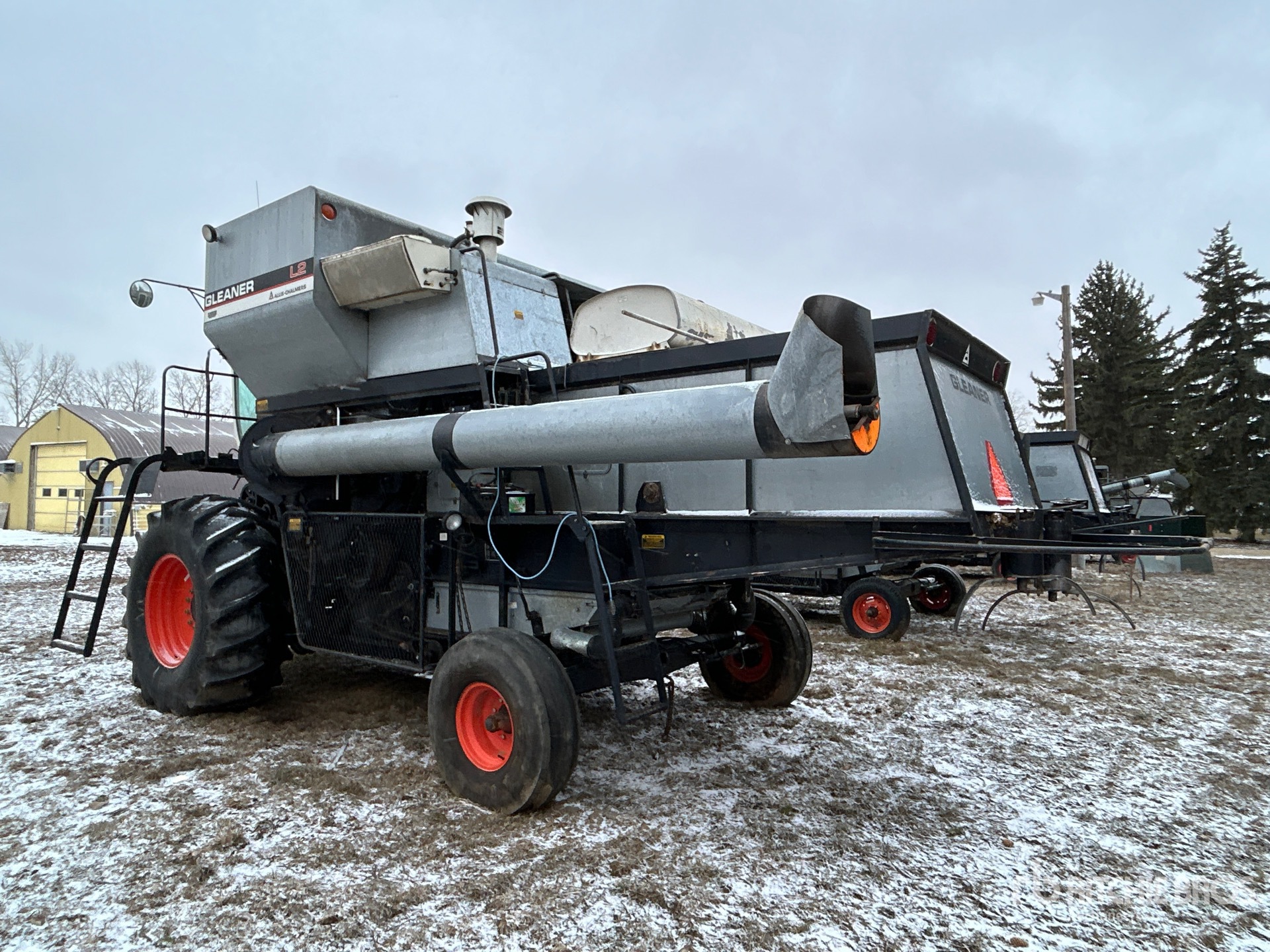 General Appearance with Imagen: esquina trasera izquierda