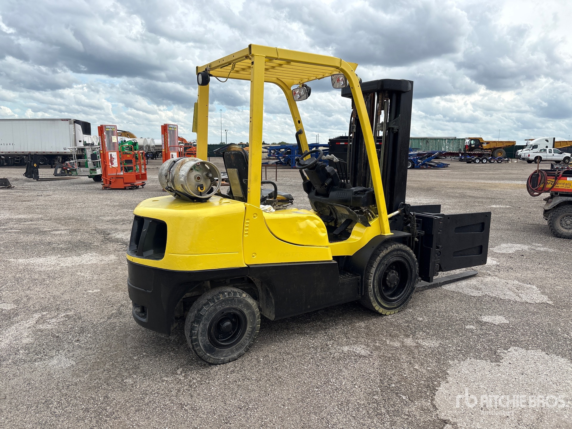 General Appearance with Bild, Ecke hinten rechts