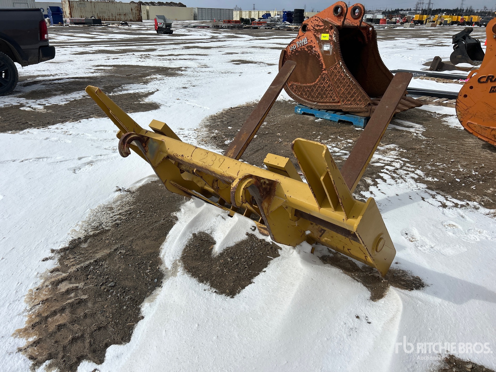 General Appearance with Bild, Ecke hinten rechts