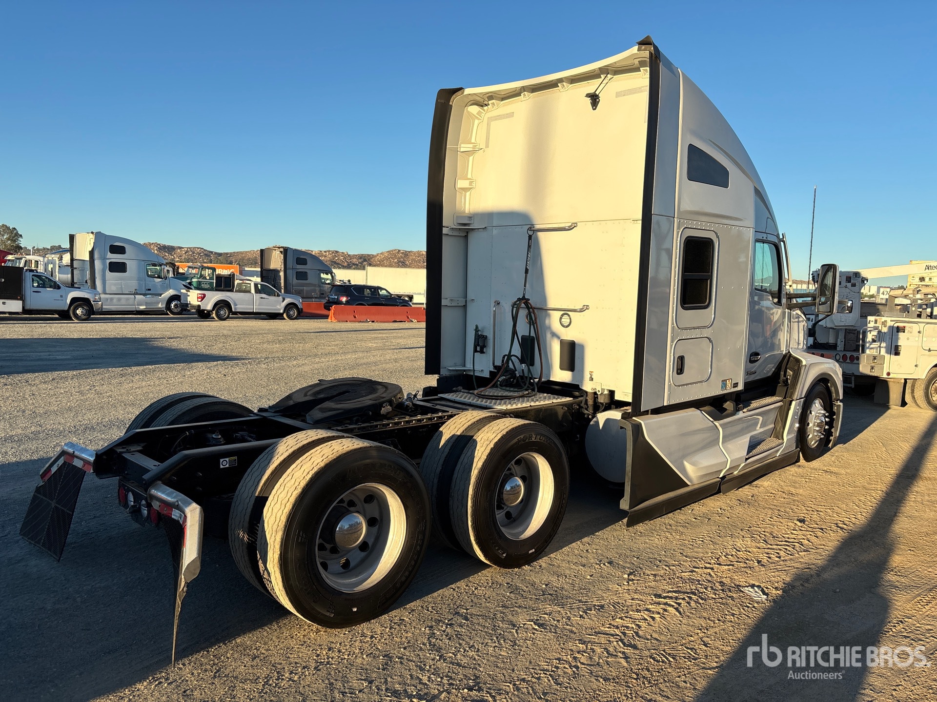2024 Kenworth T680
