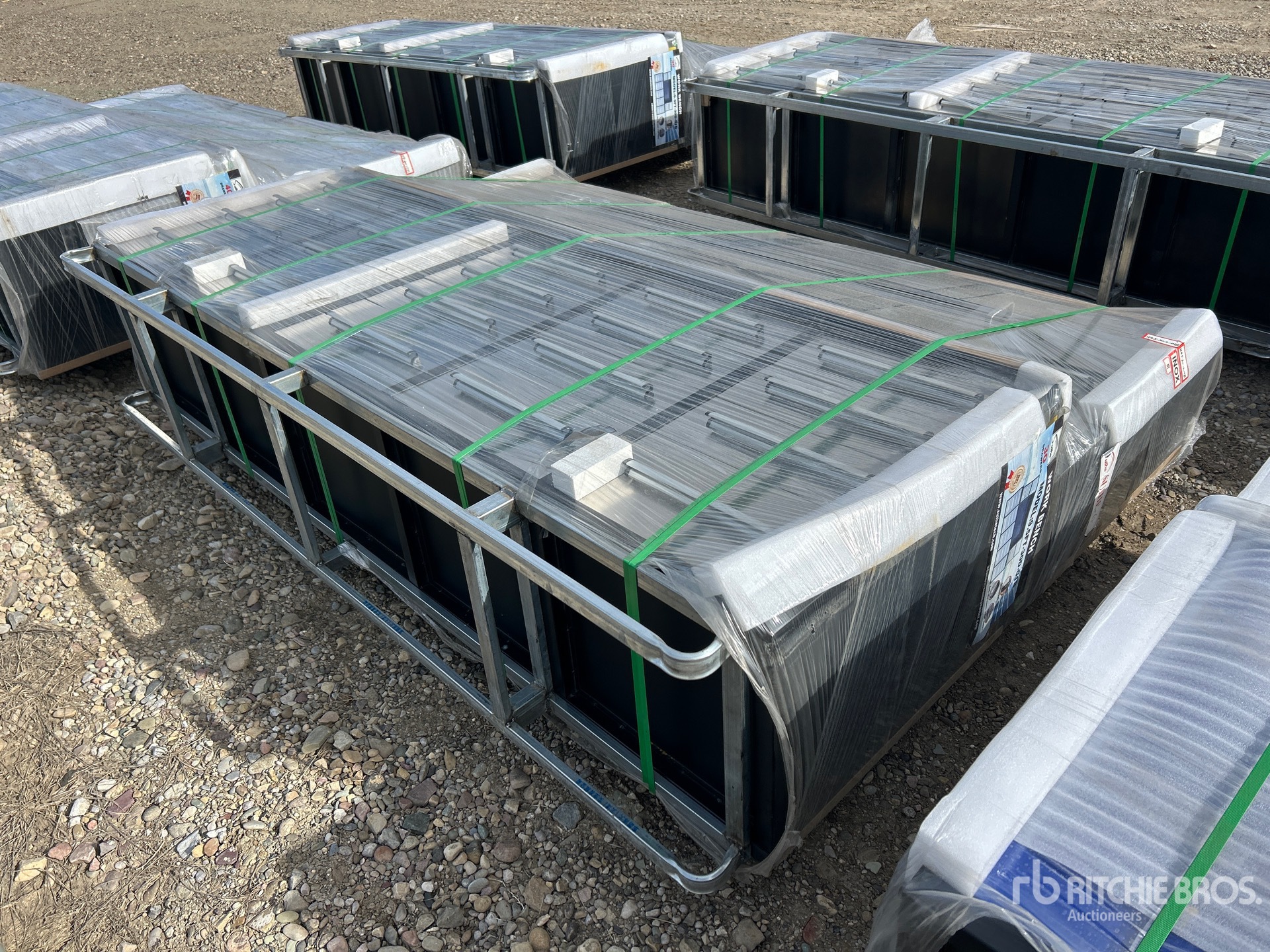 General Appearance with Bild, Ecke vorne links