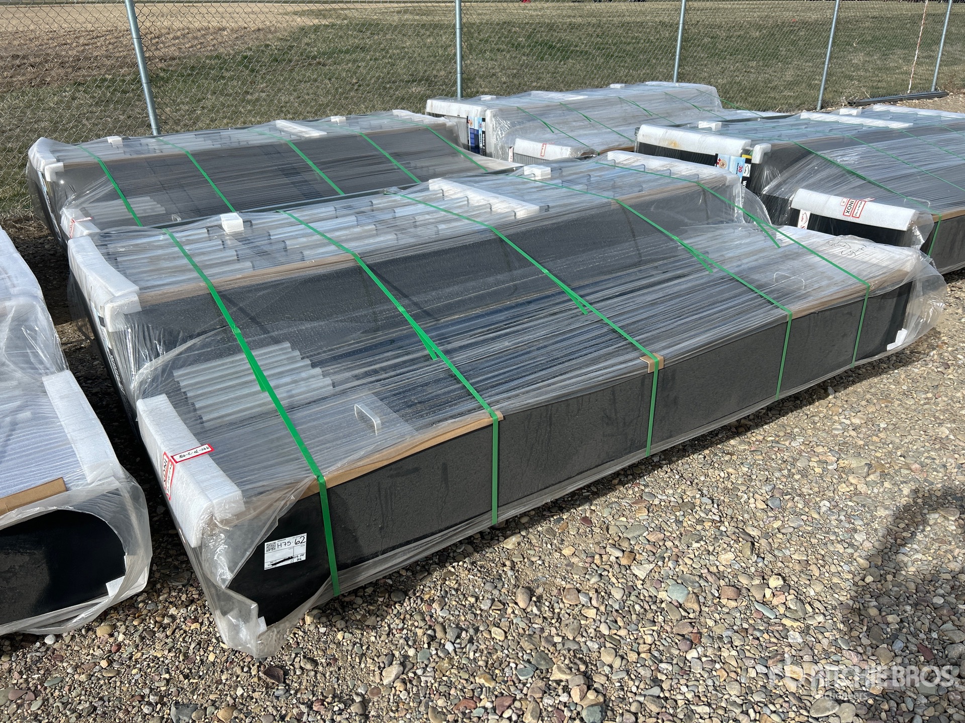 General Appearance with Bild, Ecke hinten links