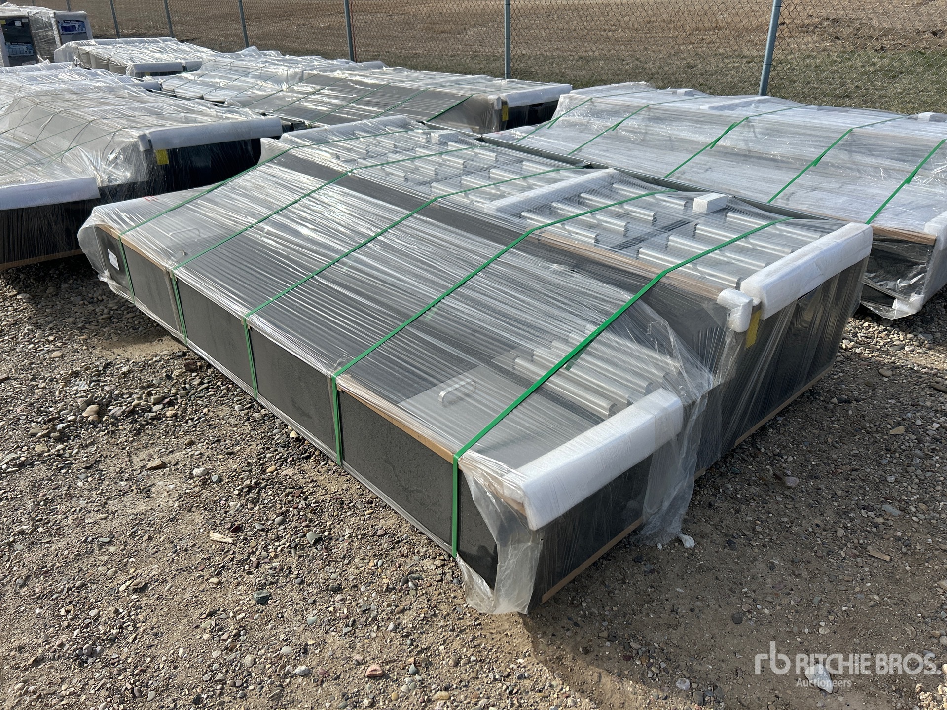 General Appearance with Bild, Ecke hinten rechts