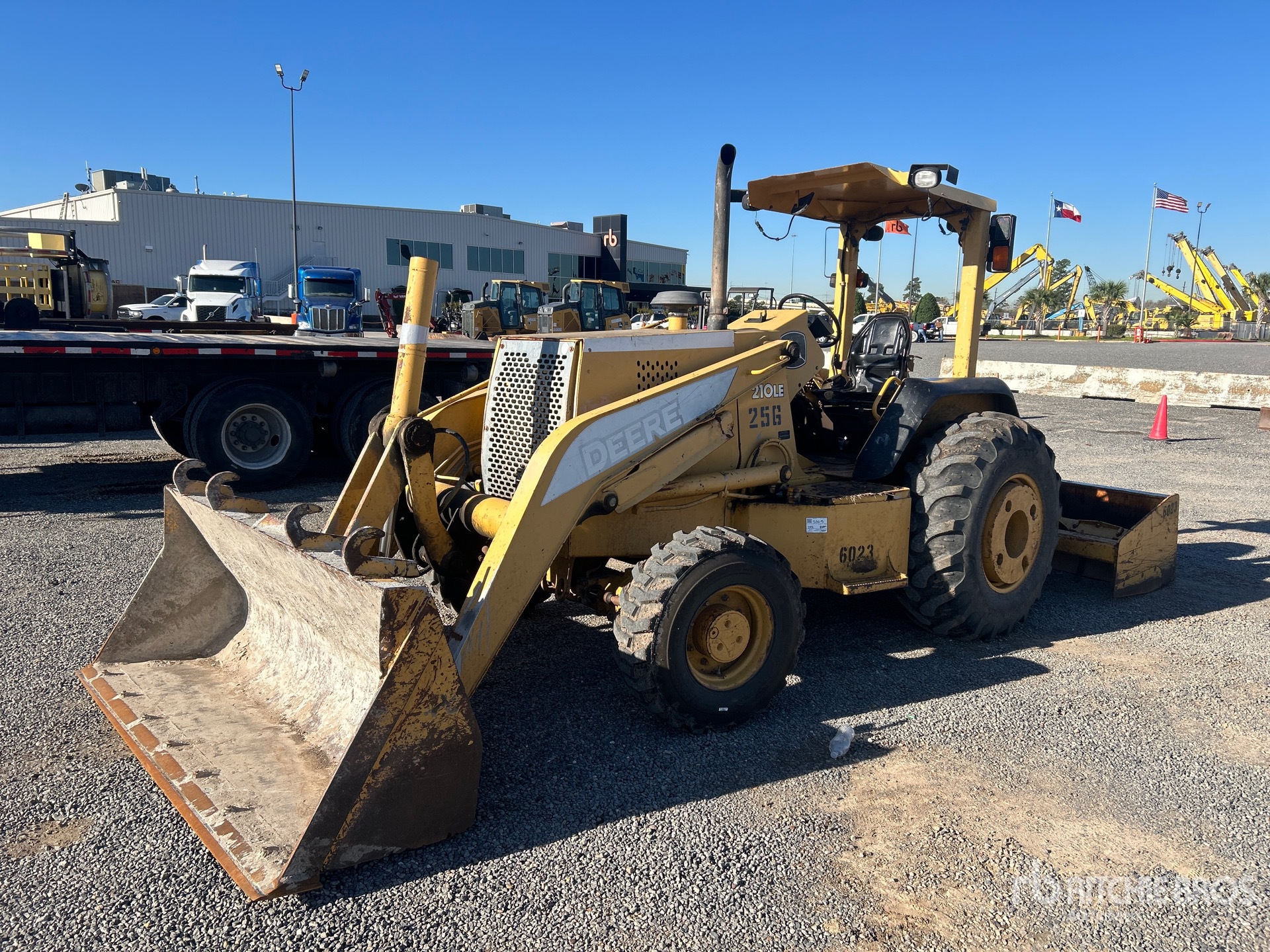 Aspect général with Image, coin avant gauche