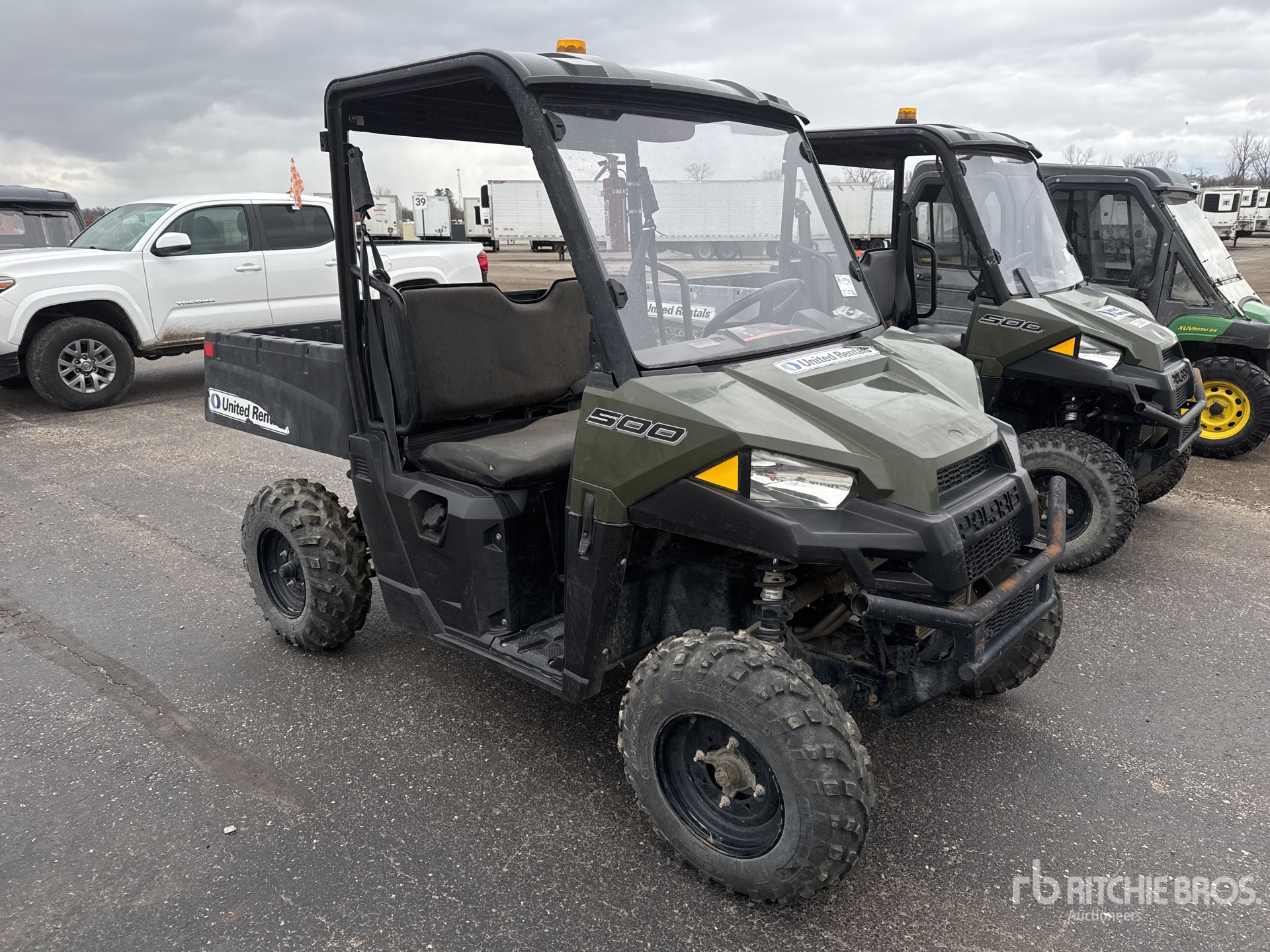 General Appearance with Picture, Right Front Corner