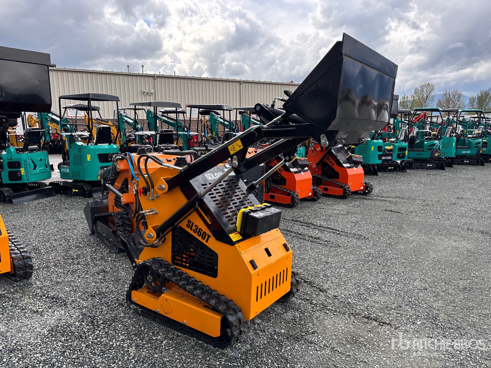 General Appearance with Foto, angolo anteriore destro