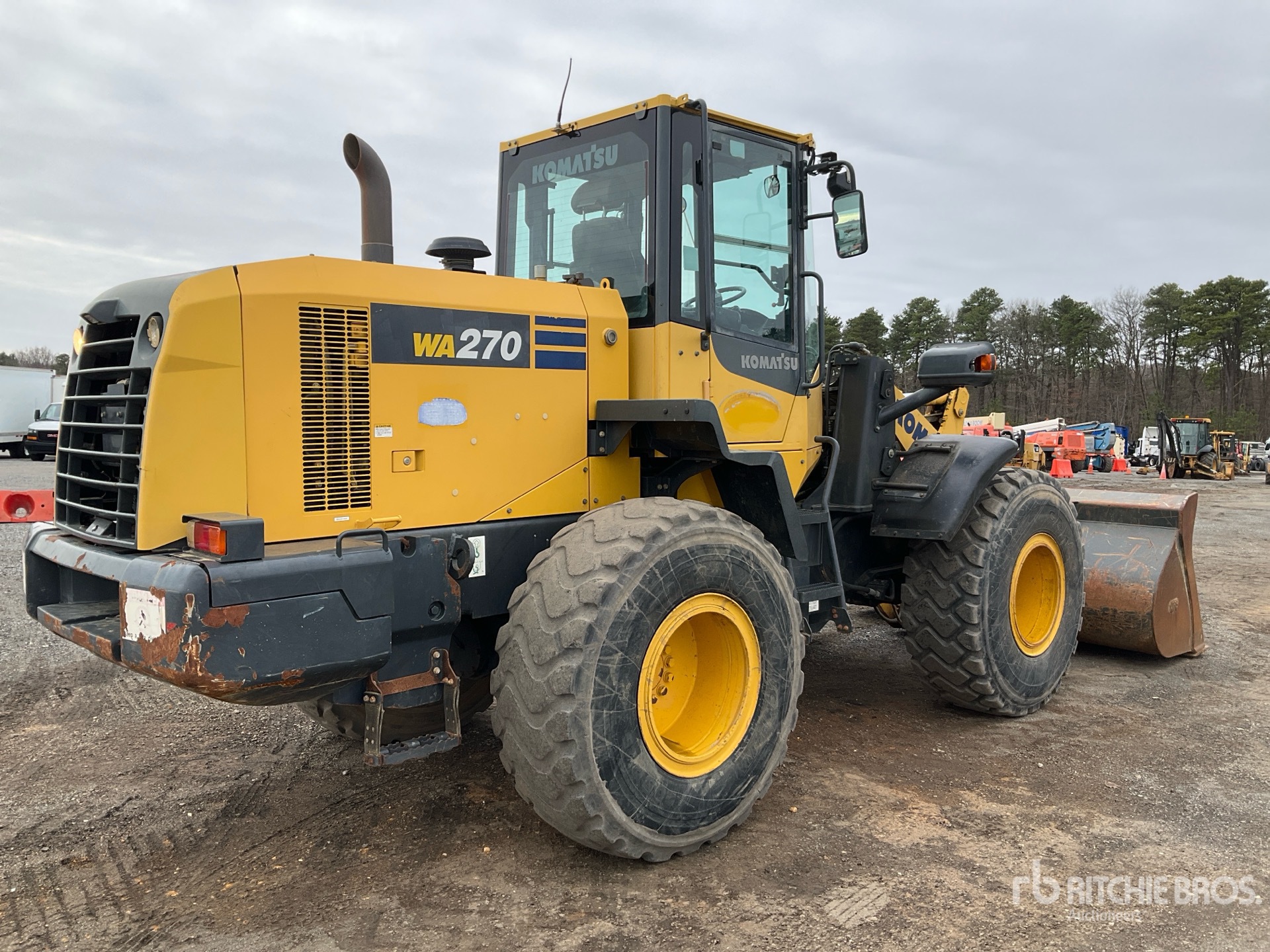 General Appearance with Imagen: esquina trasera derecha