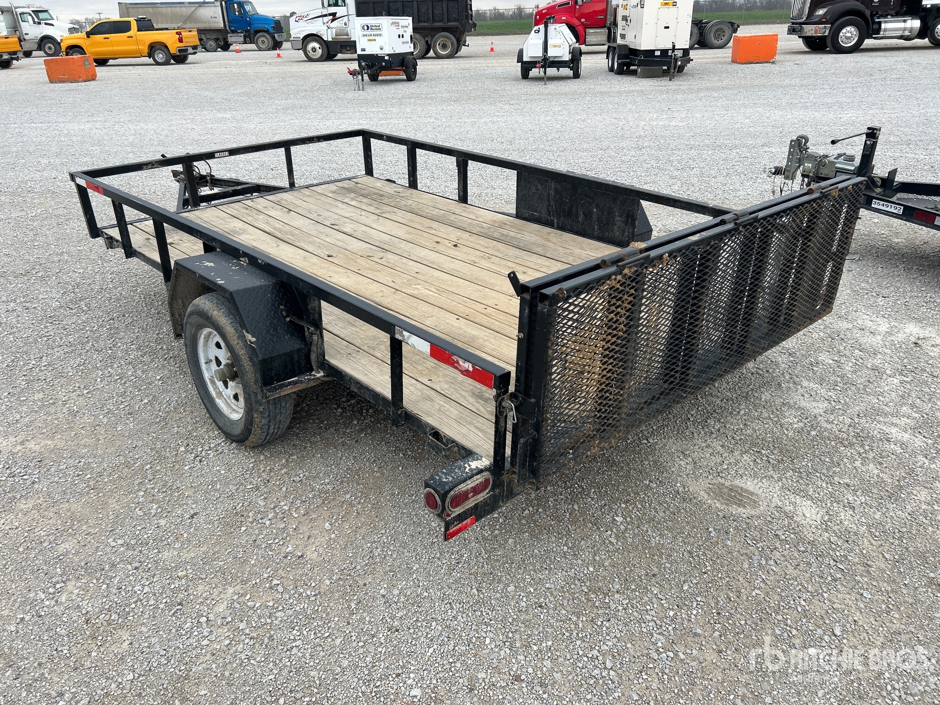 General Appearance with Picture, Left Rear Corner