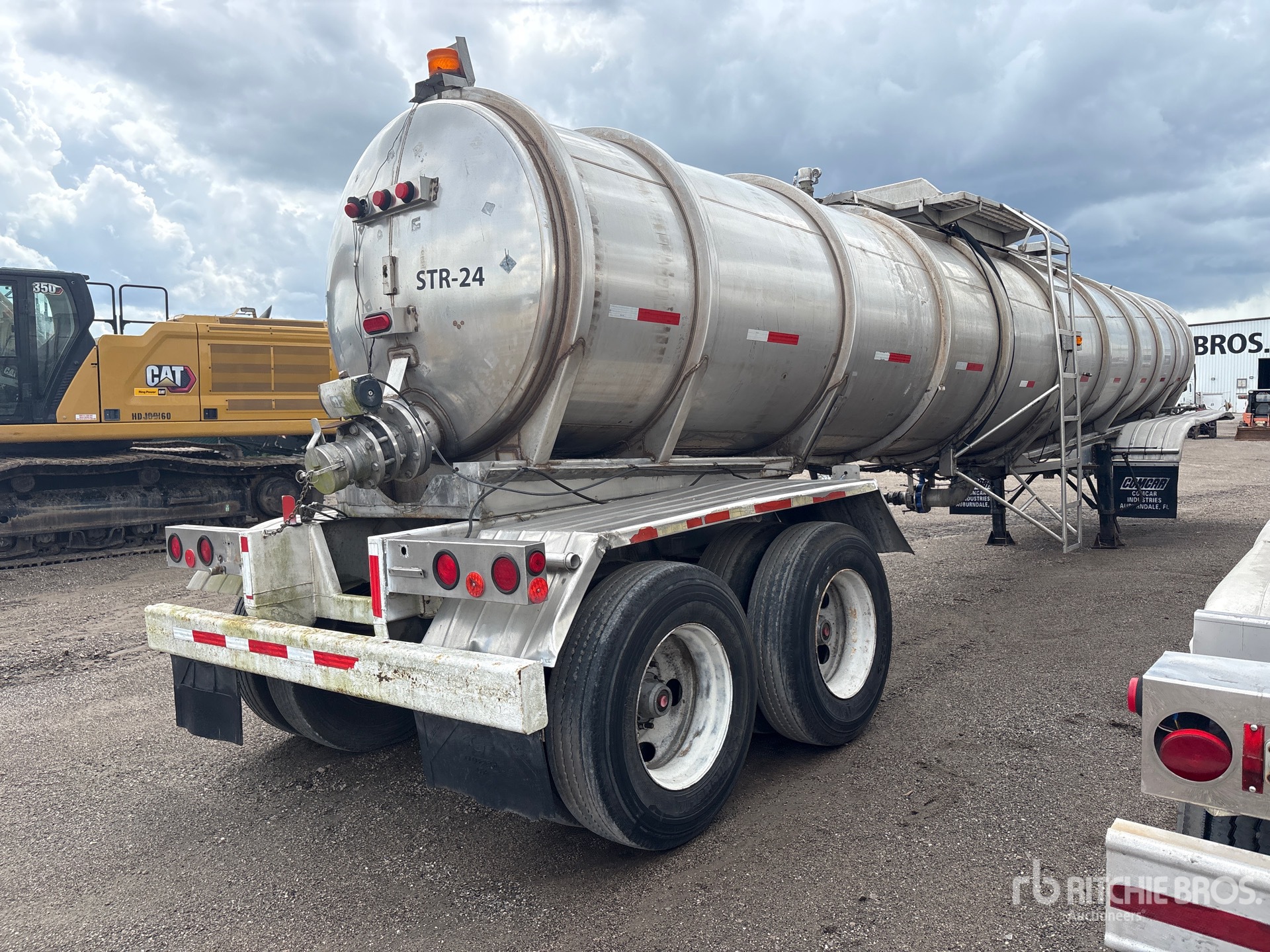 General Appearance with Bild, Ecke hinten rechts