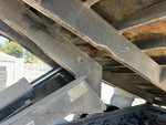 Underbody with Zylinderbolzen und -lager