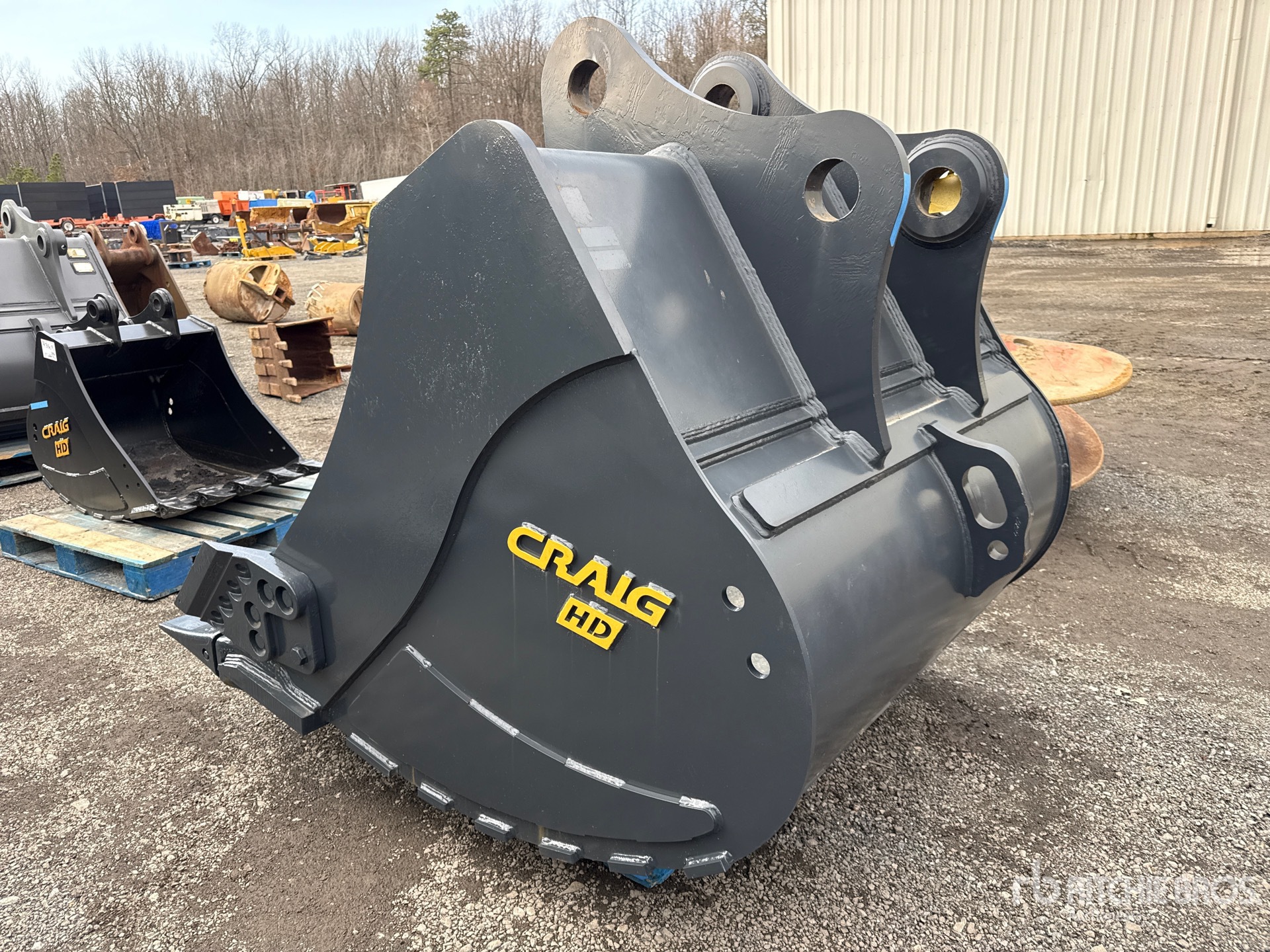 General Appearance with Foto, angolo posteriore sinistro