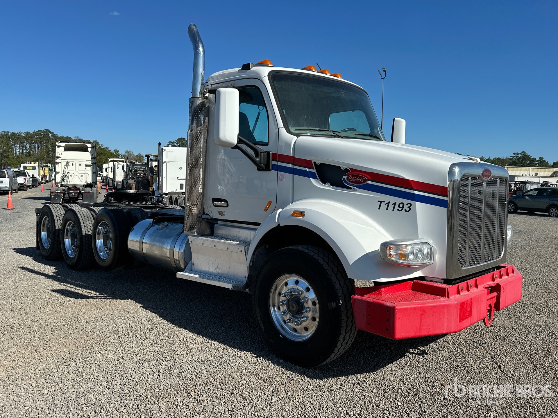 General Appearance with Image, coin avant droit