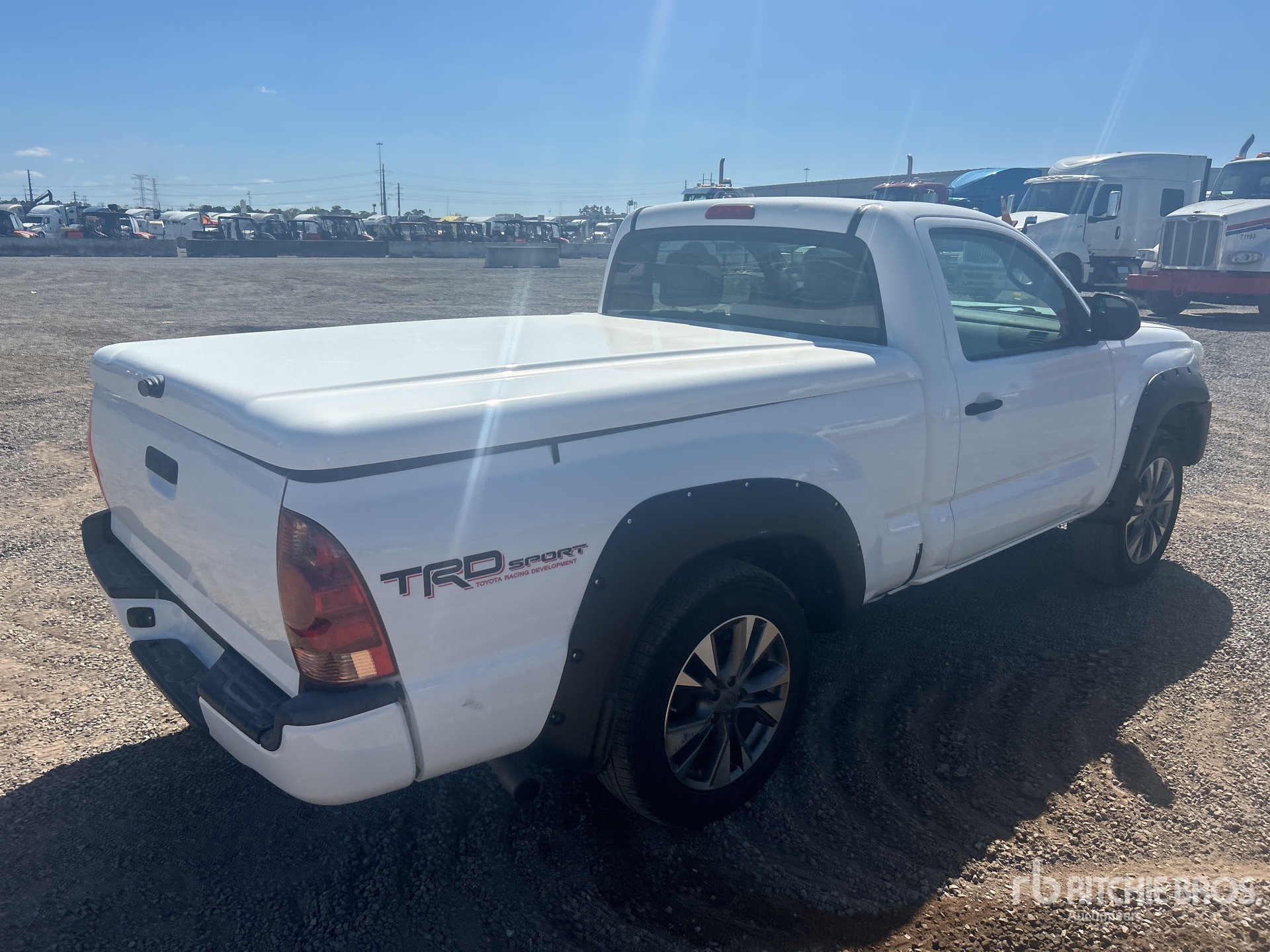 General Appearance with Bild, Ecke hinten rechts