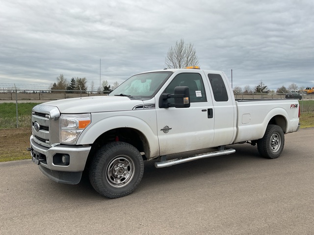 2015 Ford F-250 XLT 4x4 Extended Cab Pickup