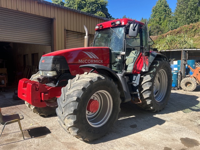 McCormick MTX165 4WD Tractor
