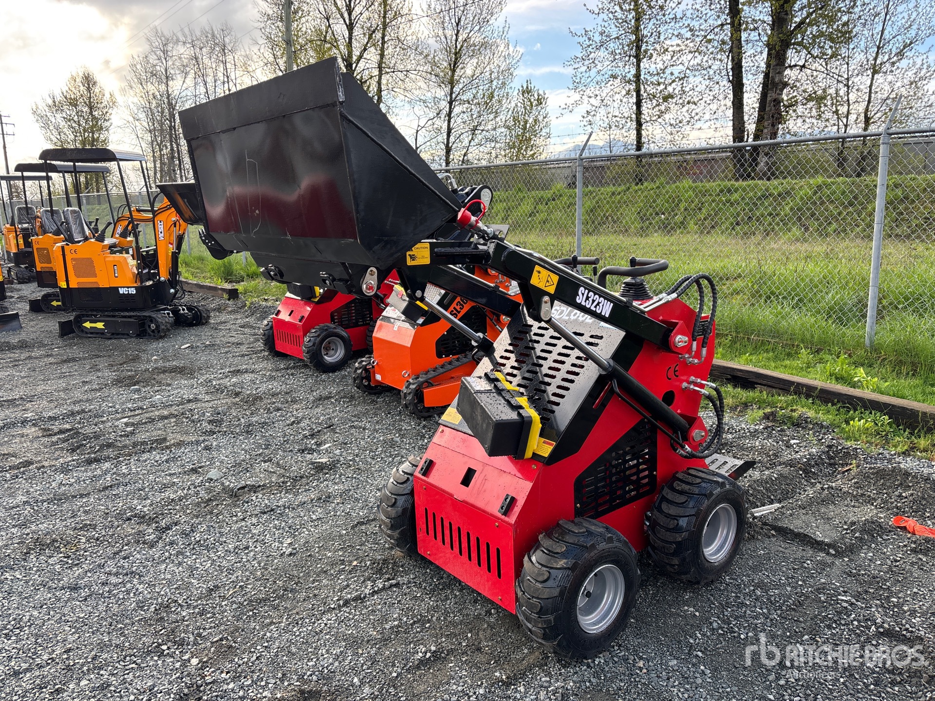 General Appearance with Picture, Left Front Corner