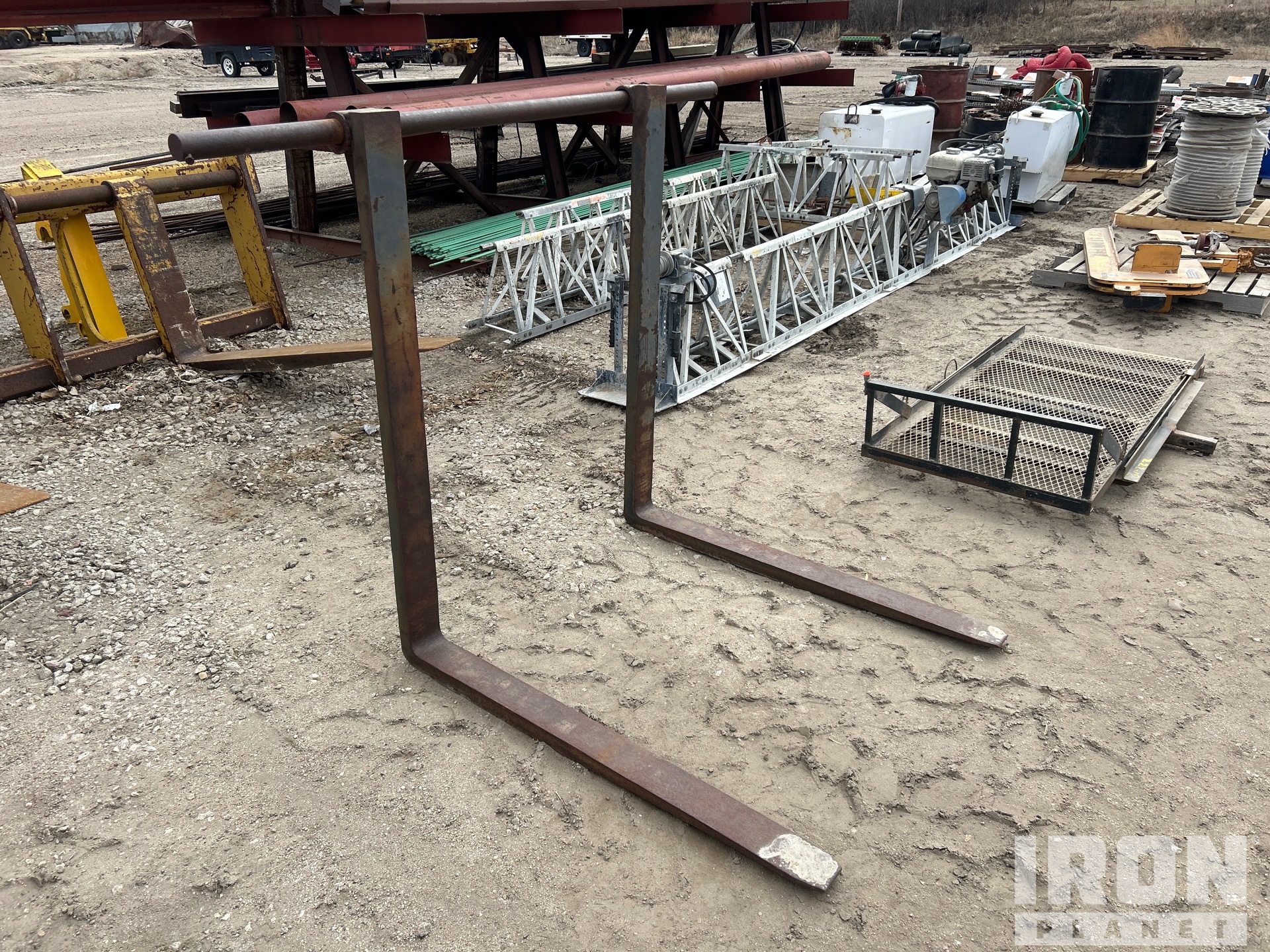 General Appearance with Bild, Ecke vorne rechts