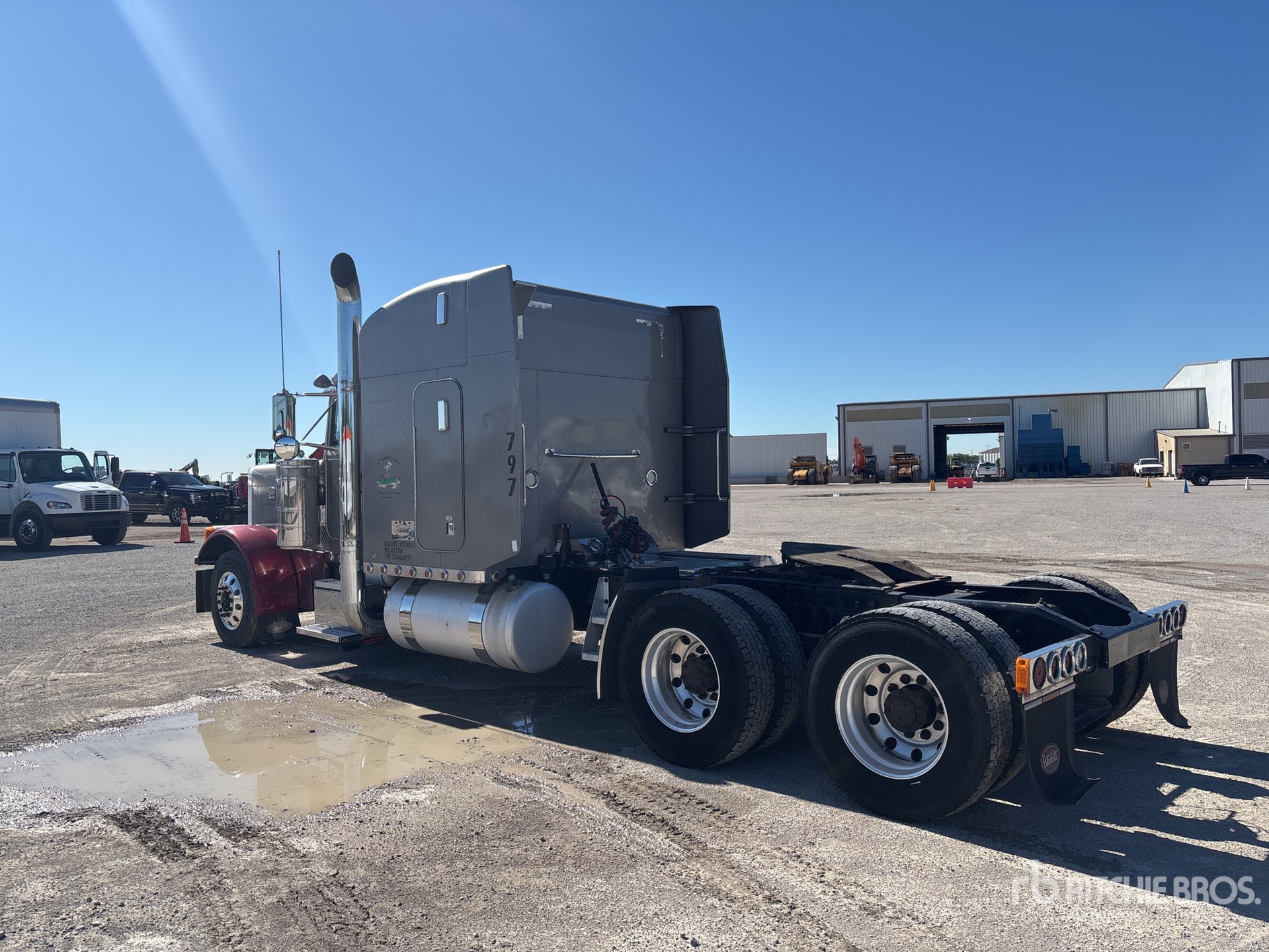 General Appearance with Imagen: esquina trasera izquierda