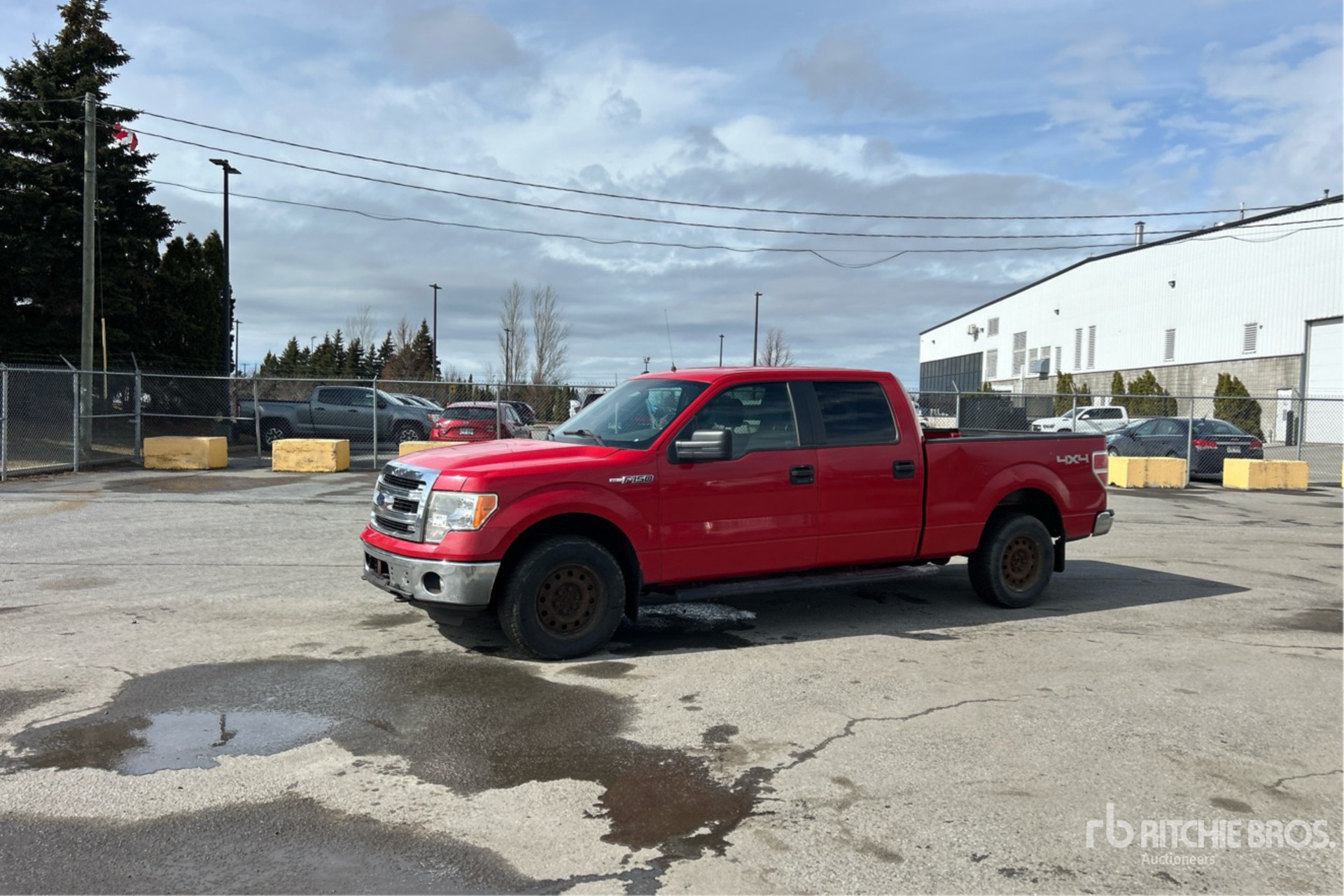 General Appearance with Picture, Left Front Corner