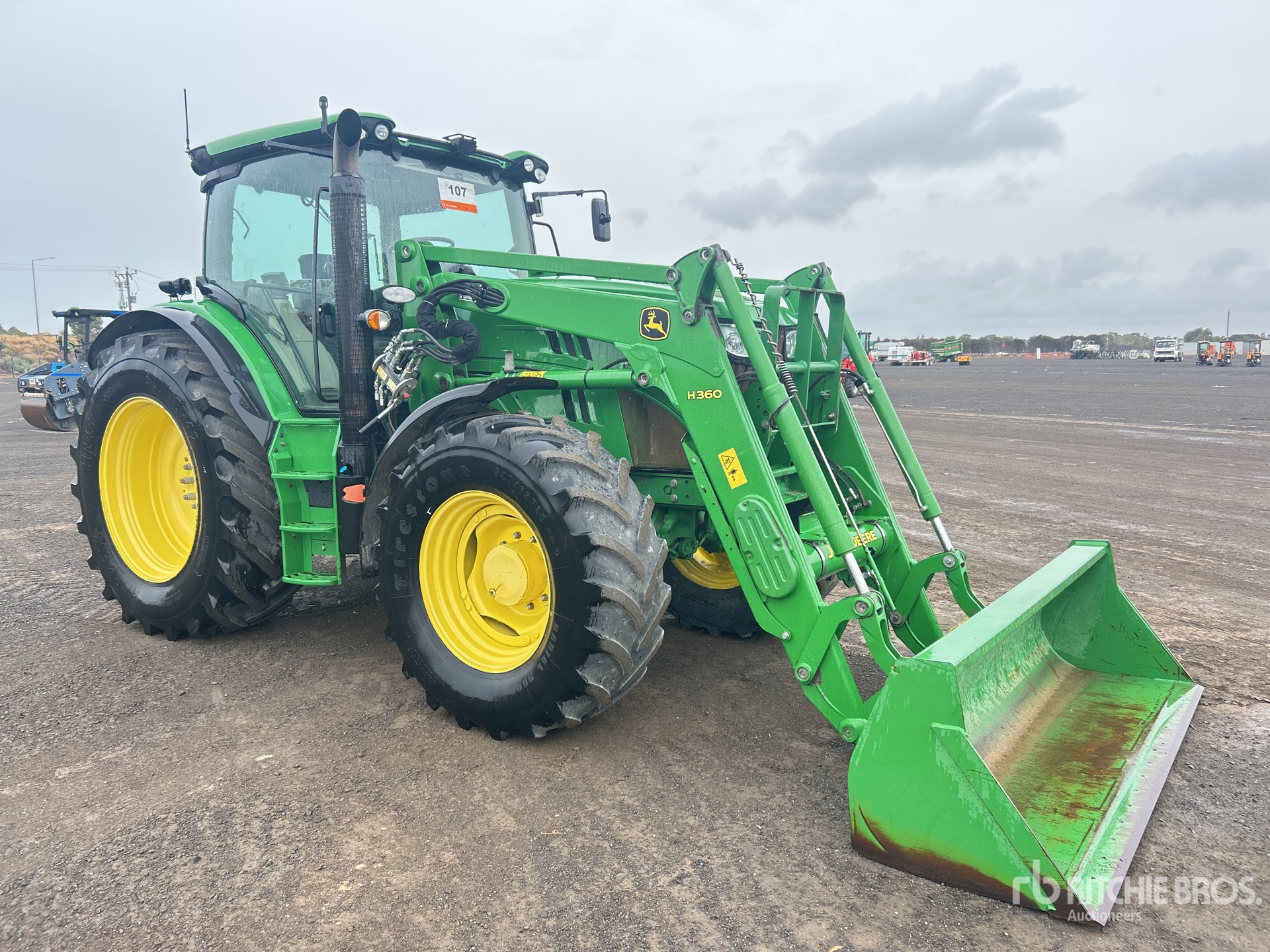 General Appearance with Picture, Right Front Corner