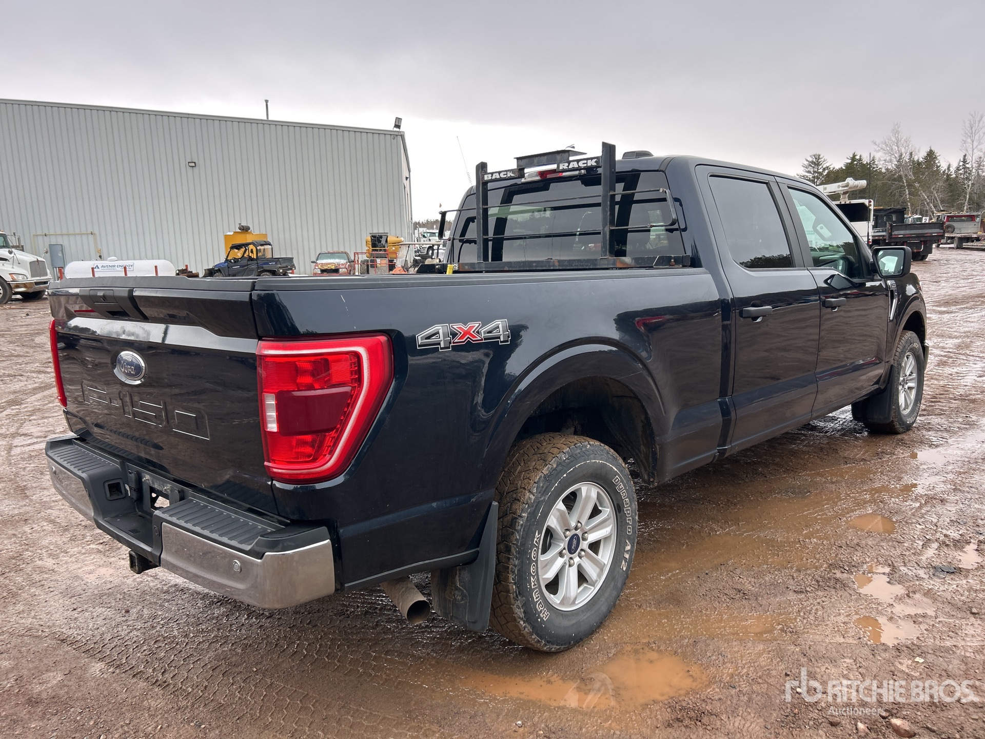 General Appearance with Picture, Right Rear Corner