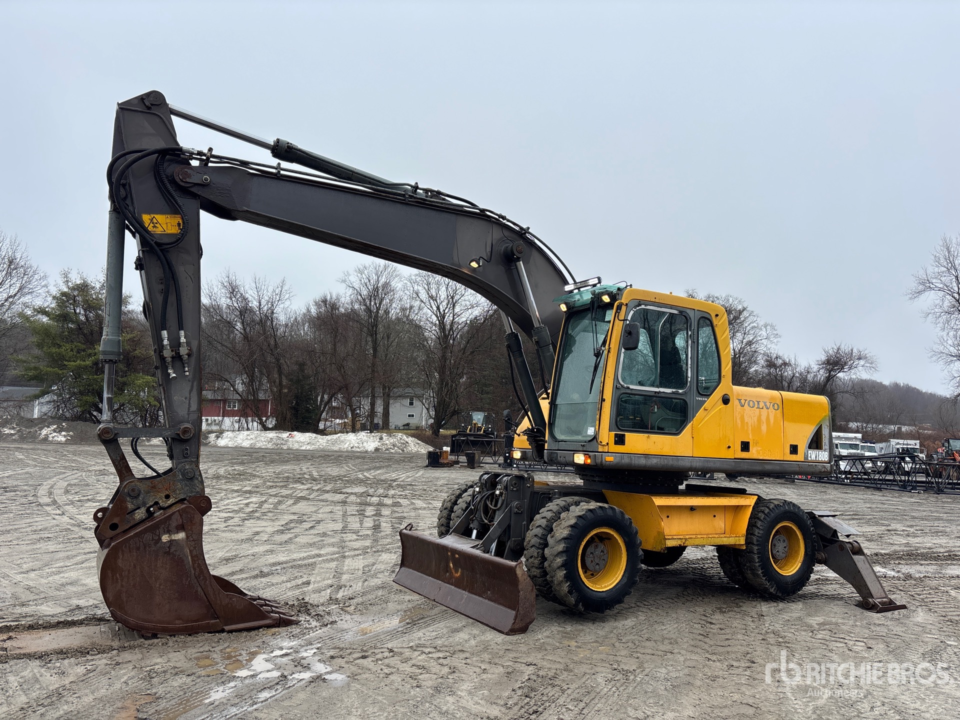 General Appearance with Featured Photo