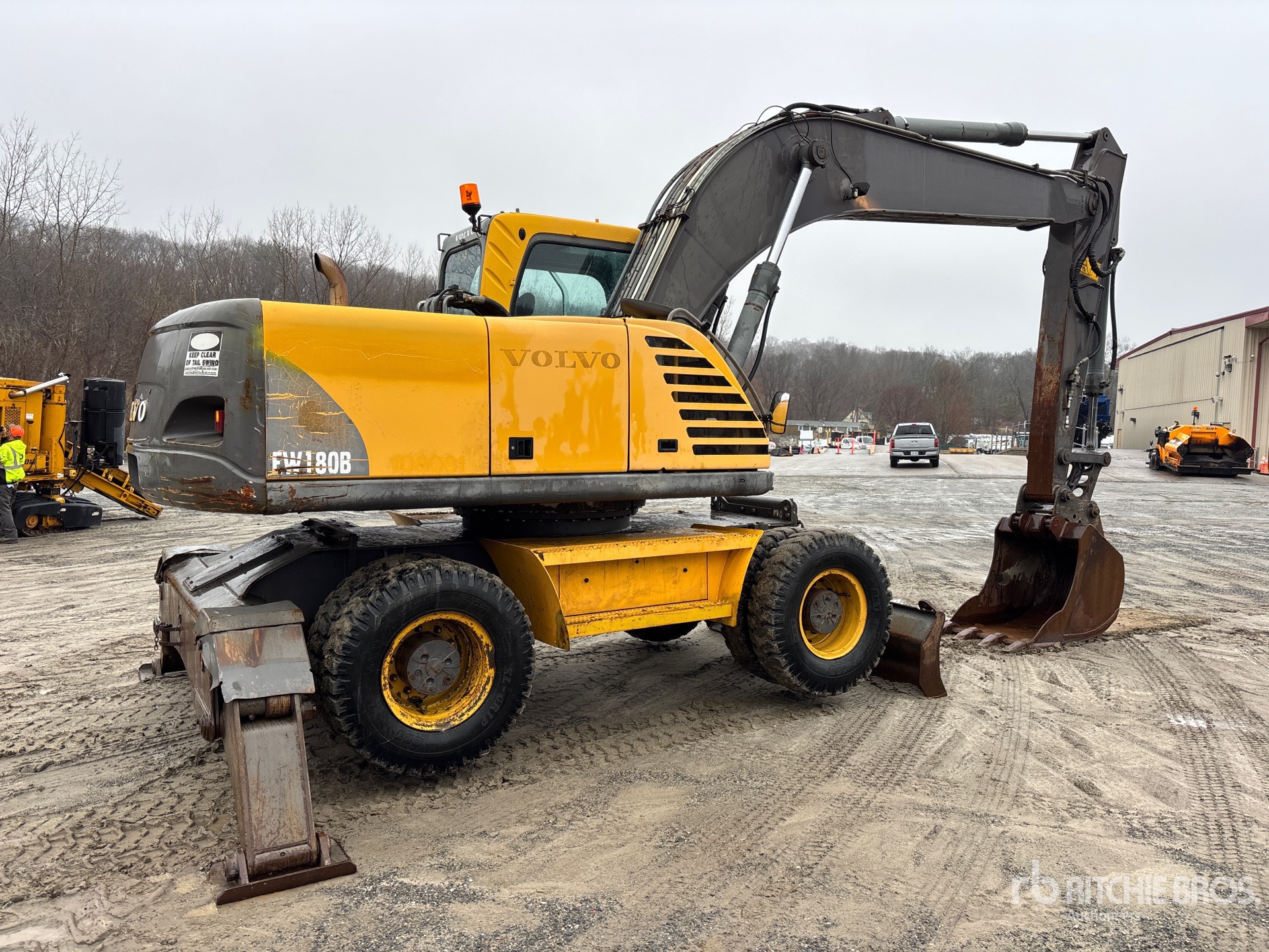 General Appearance with Imagen: esquina trasera derecha