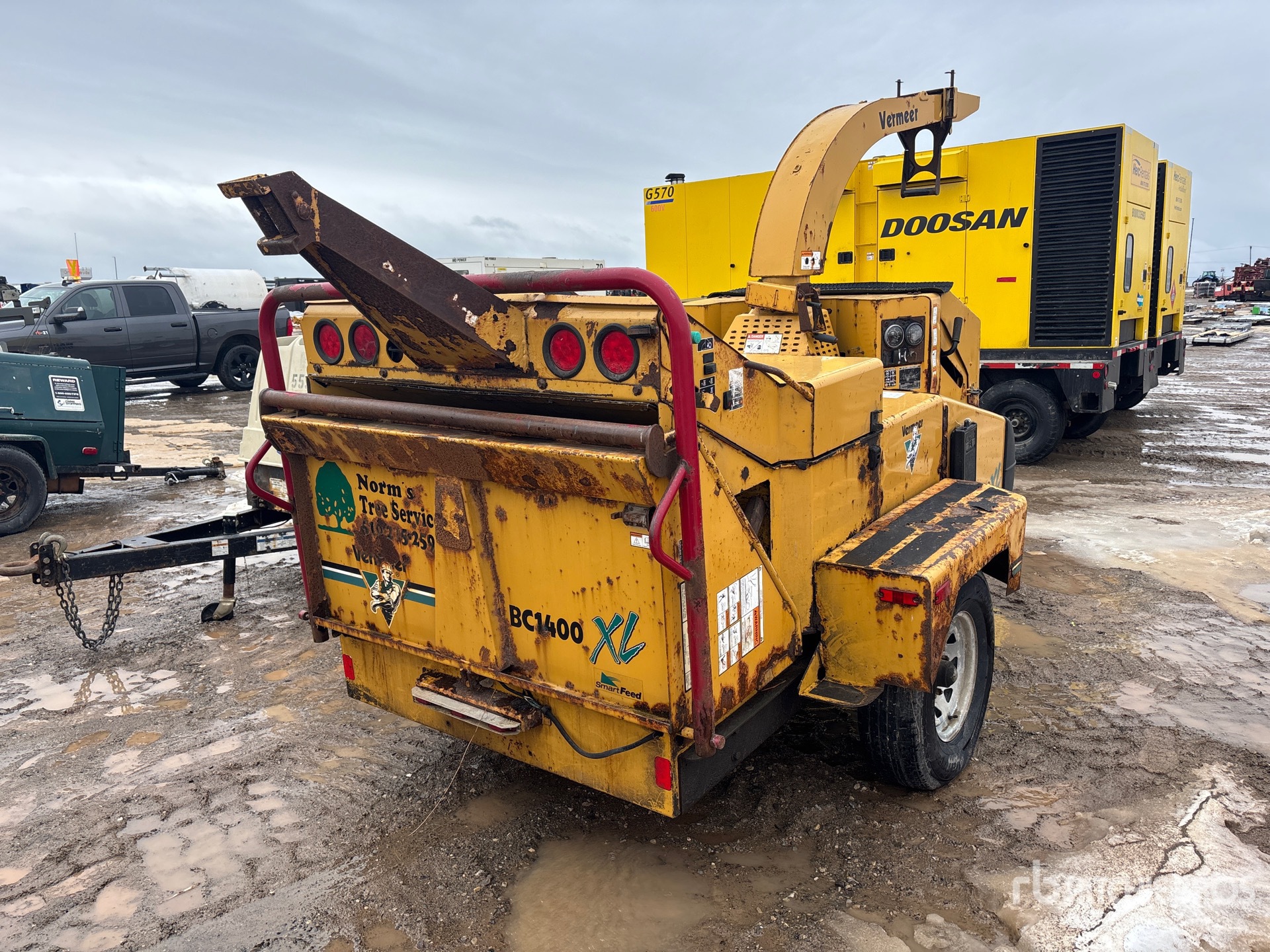 General Appearance with Picture, Right Rear Corner