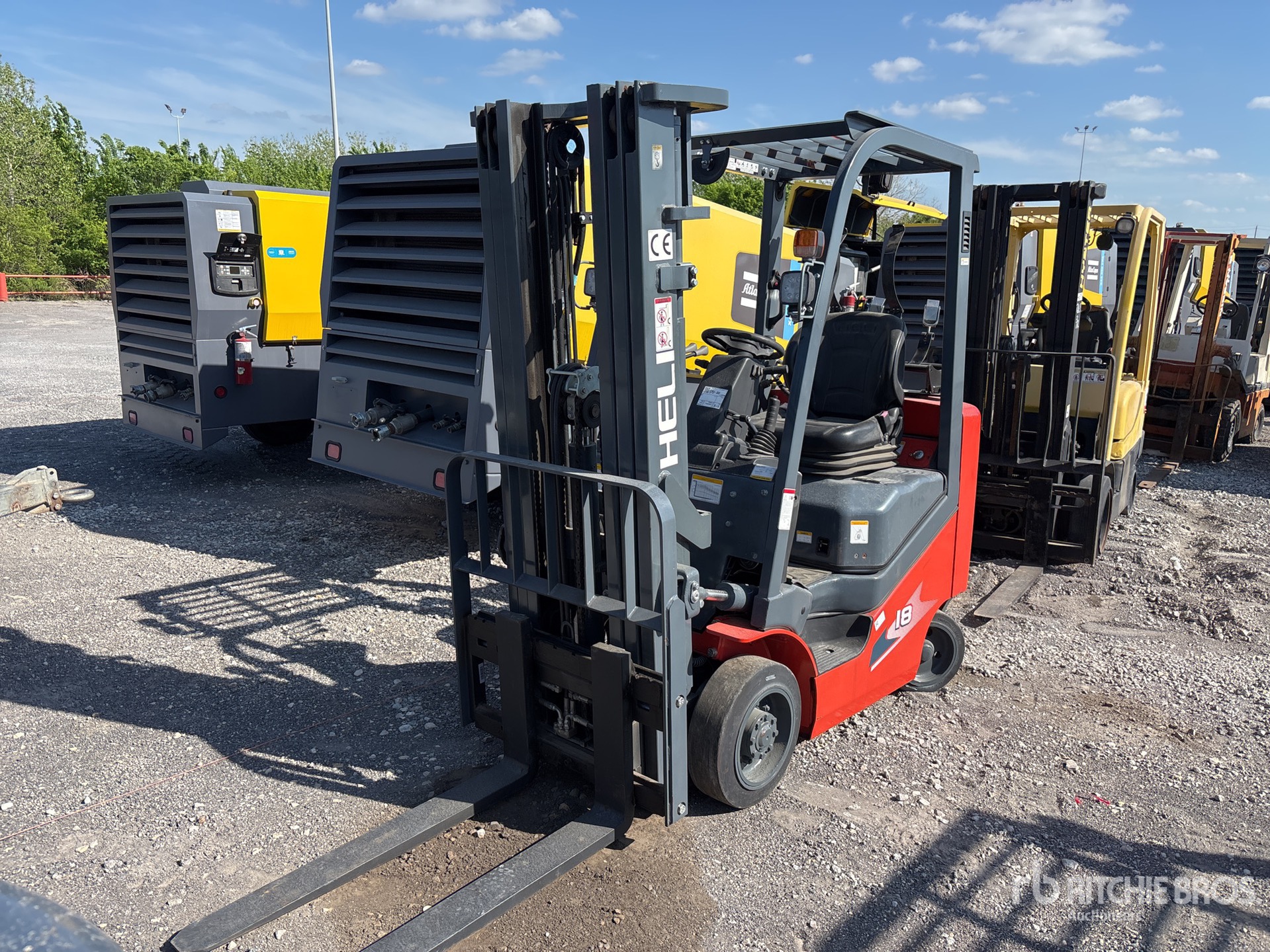 General Appearance with Picture, Left Front Corner