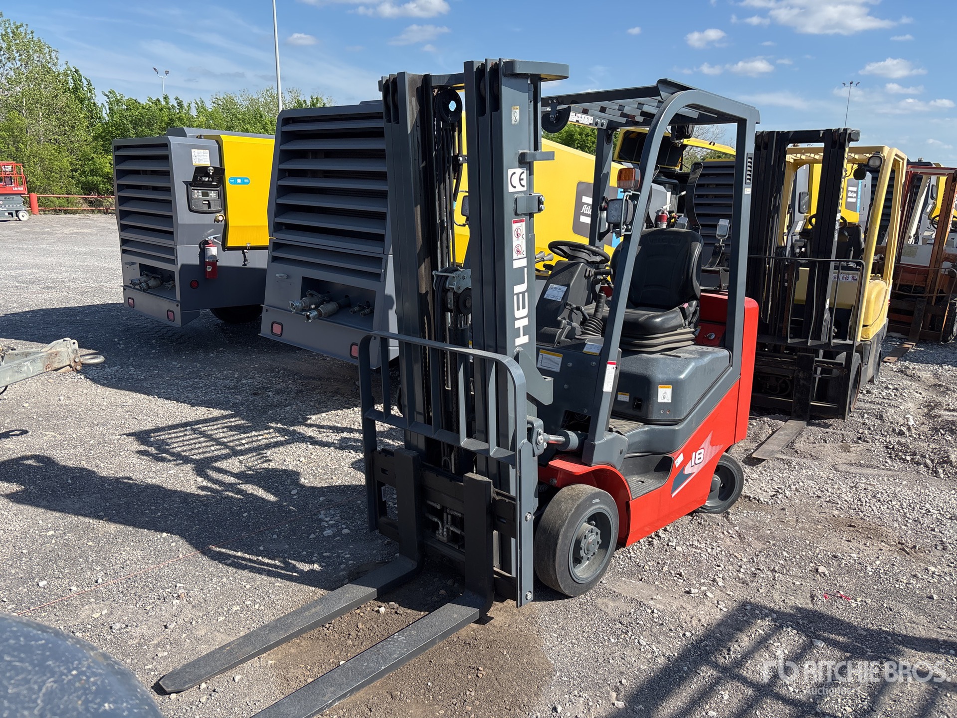 General Appearance with Featured Photo